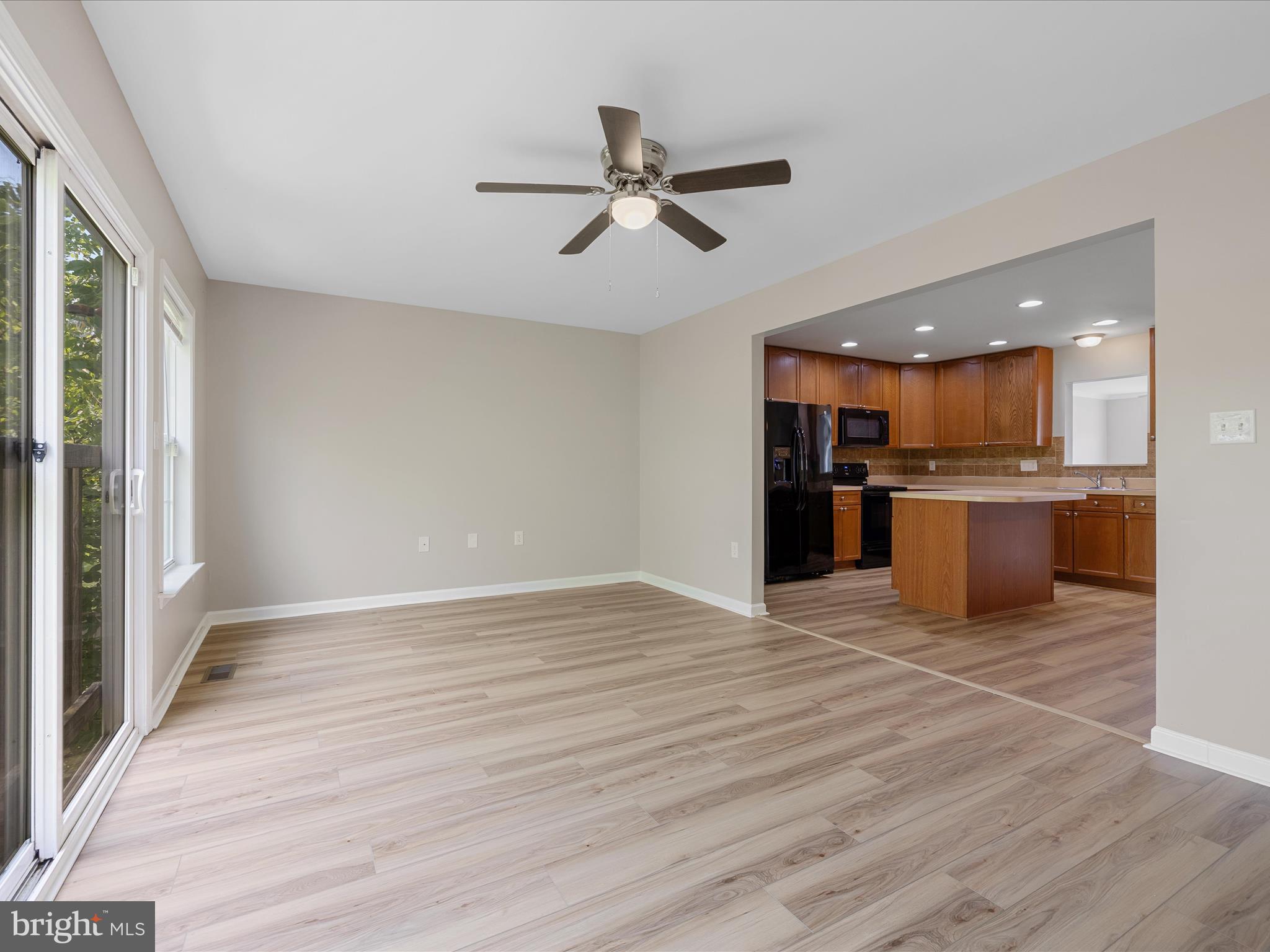 MANOR PARK - Residential