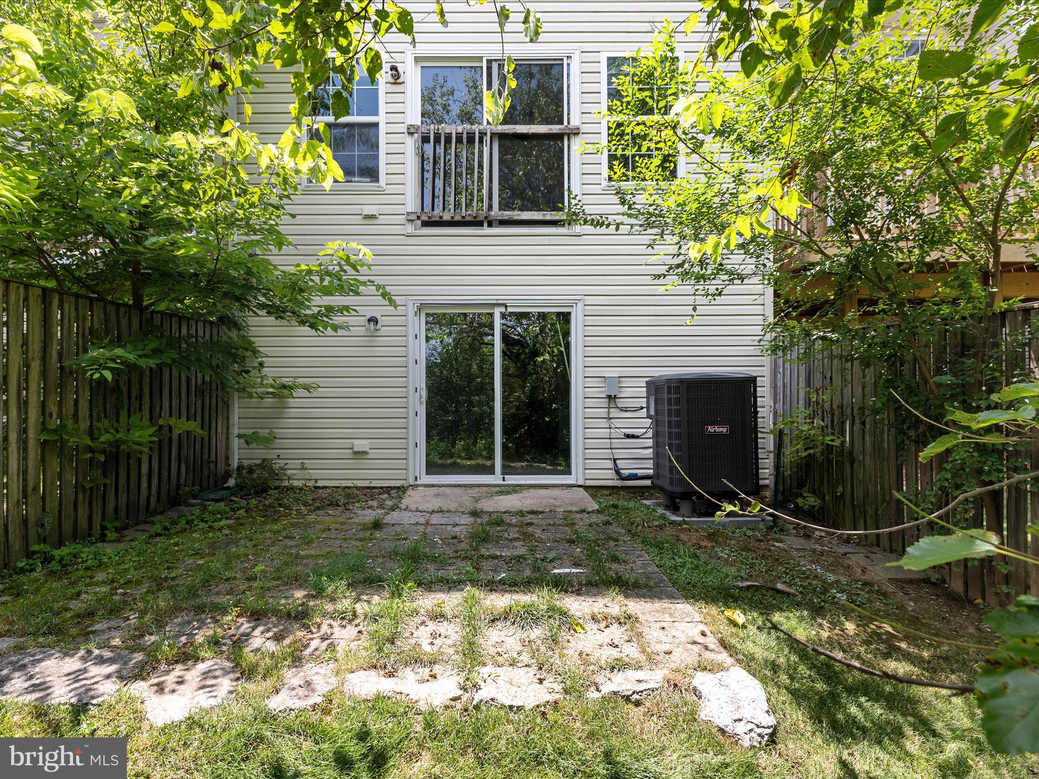 MANOR PARK - Residential