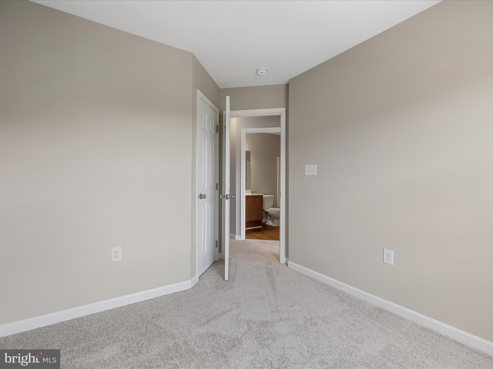 MANOR PARK - Residential