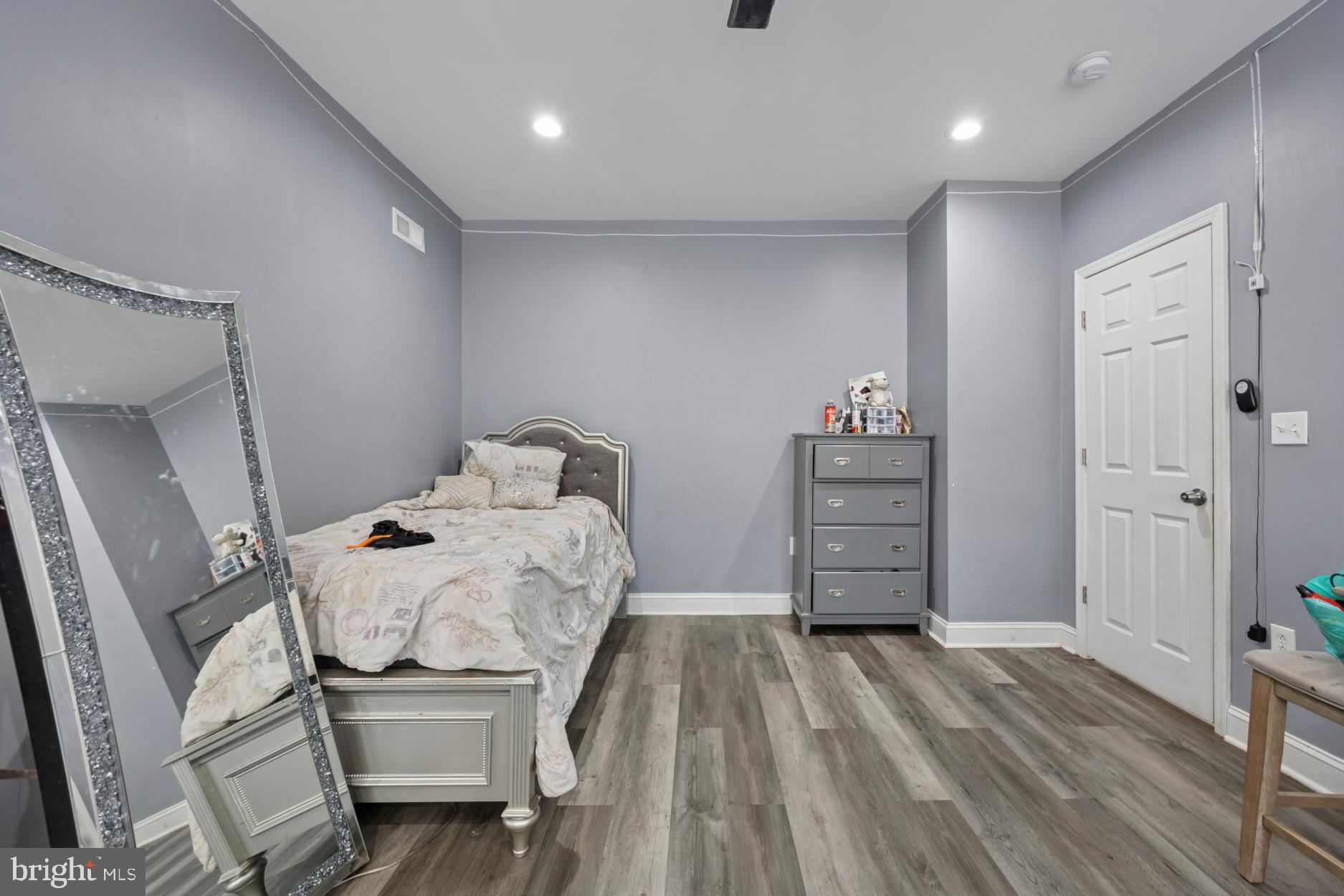 NORTHWOOD - Residential