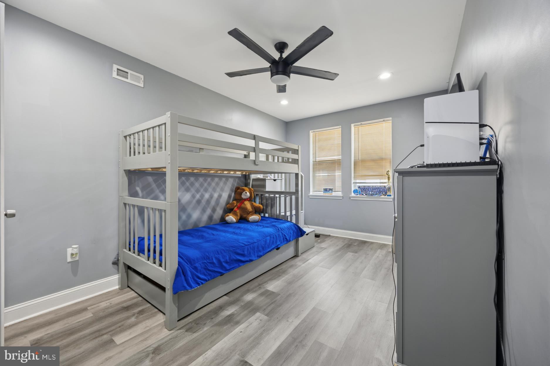 NORTHWOOD - Residential