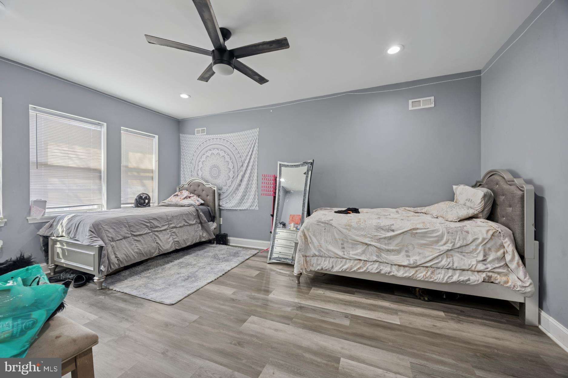 NORTHWOOD - Residential