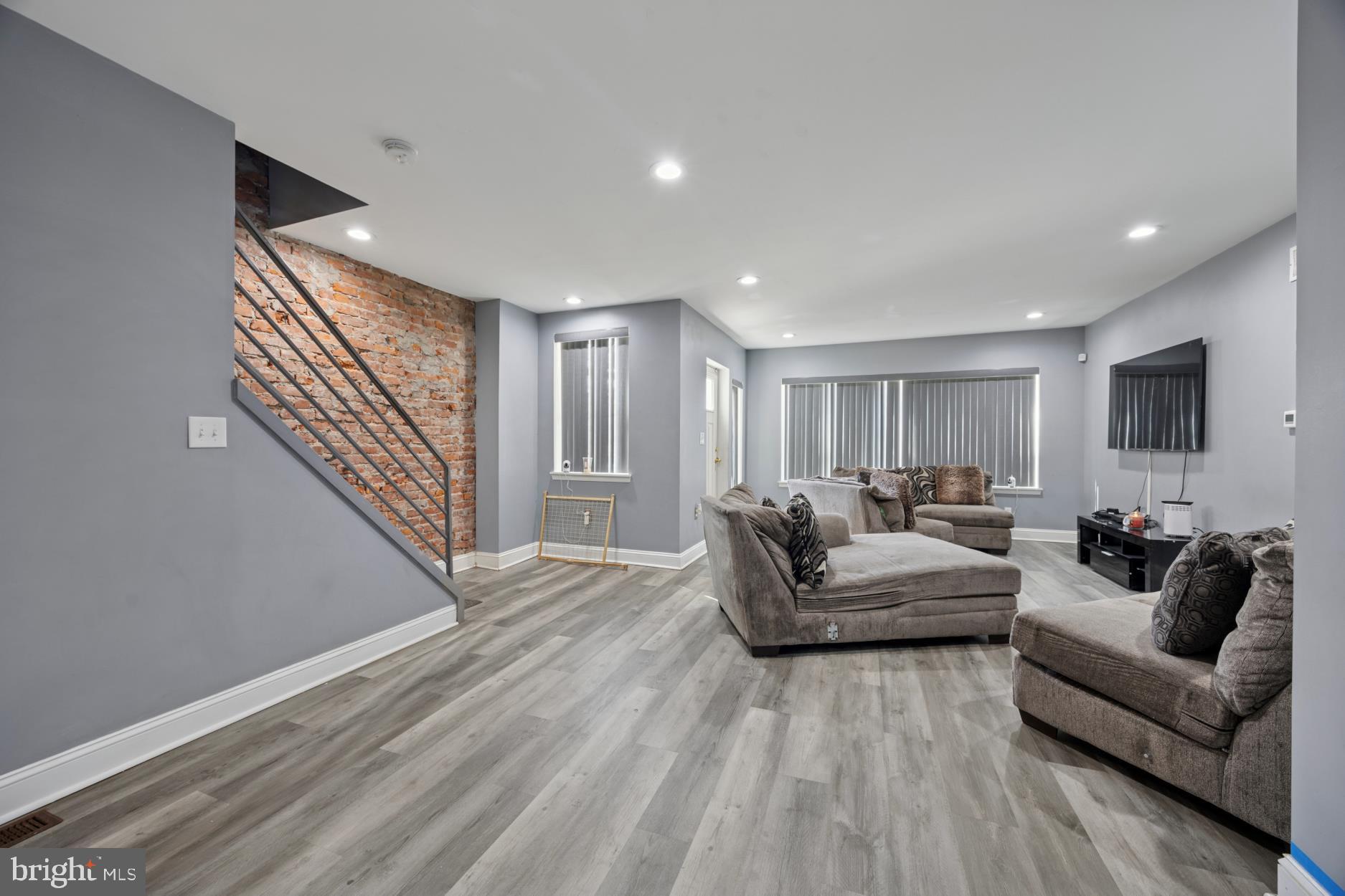 NORTHWOOD - Residential