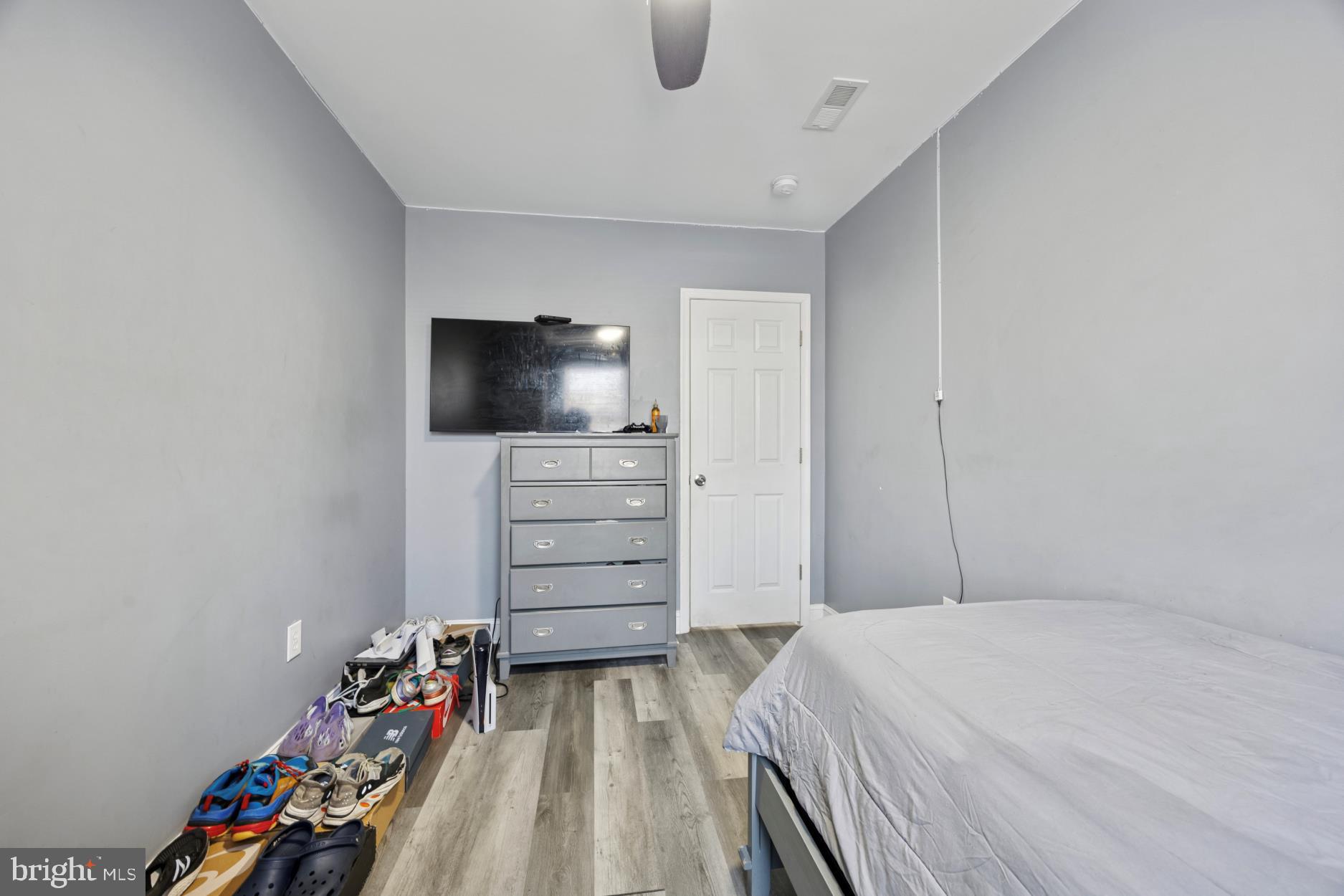 NORTHWOOD - Residential