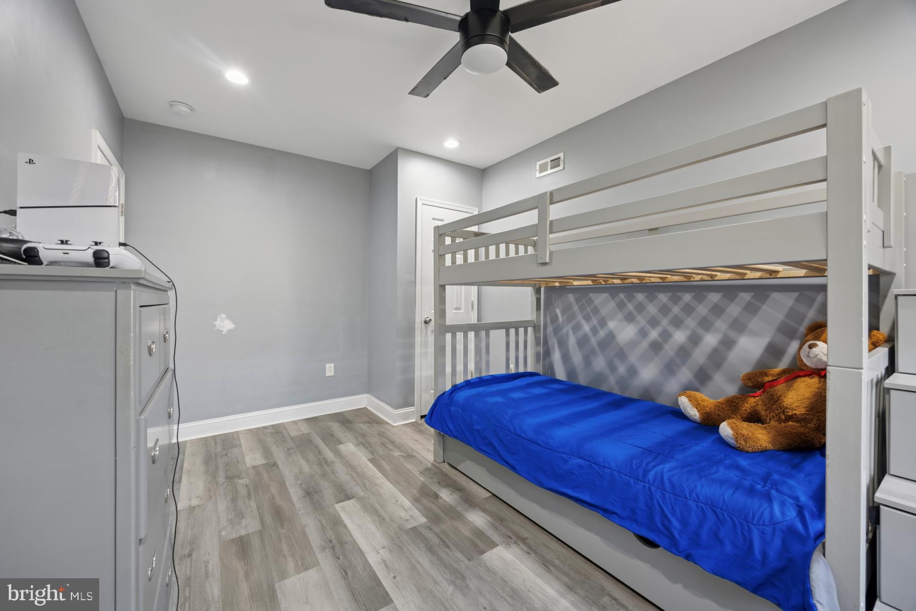 NORTHWOOD - Residential