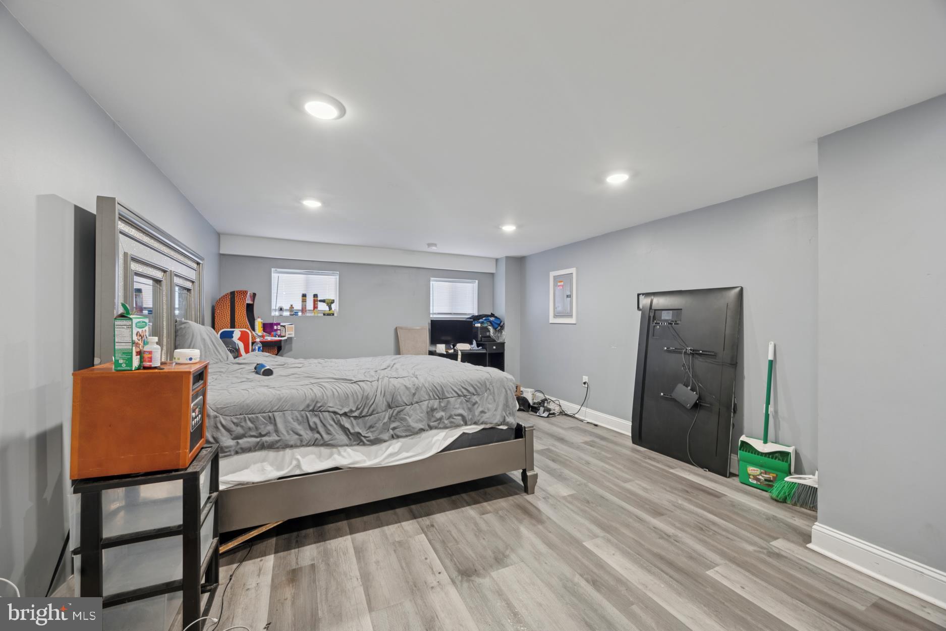 NORTHWOOD - Residential