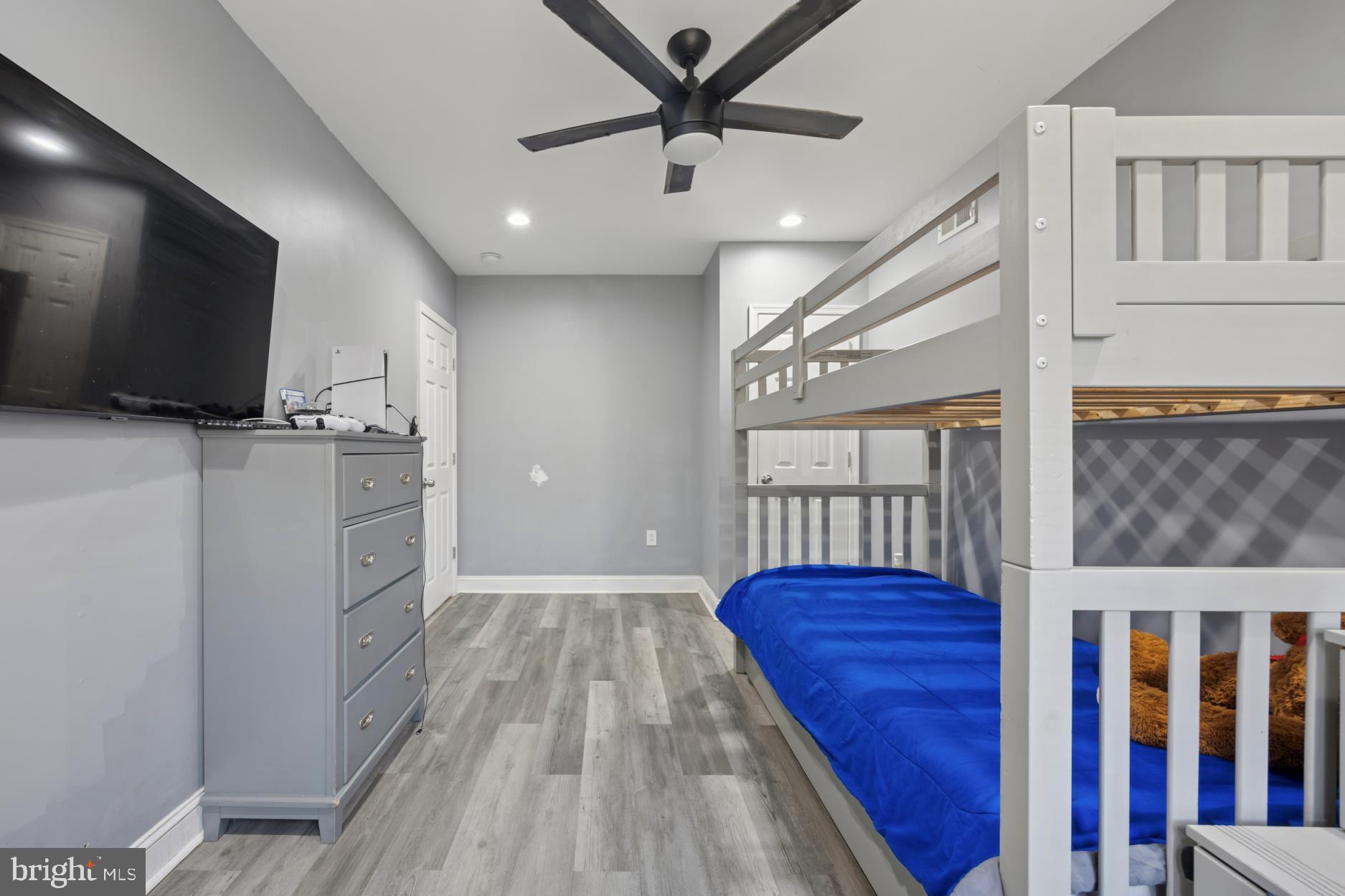 NORTHWOOD - Residential