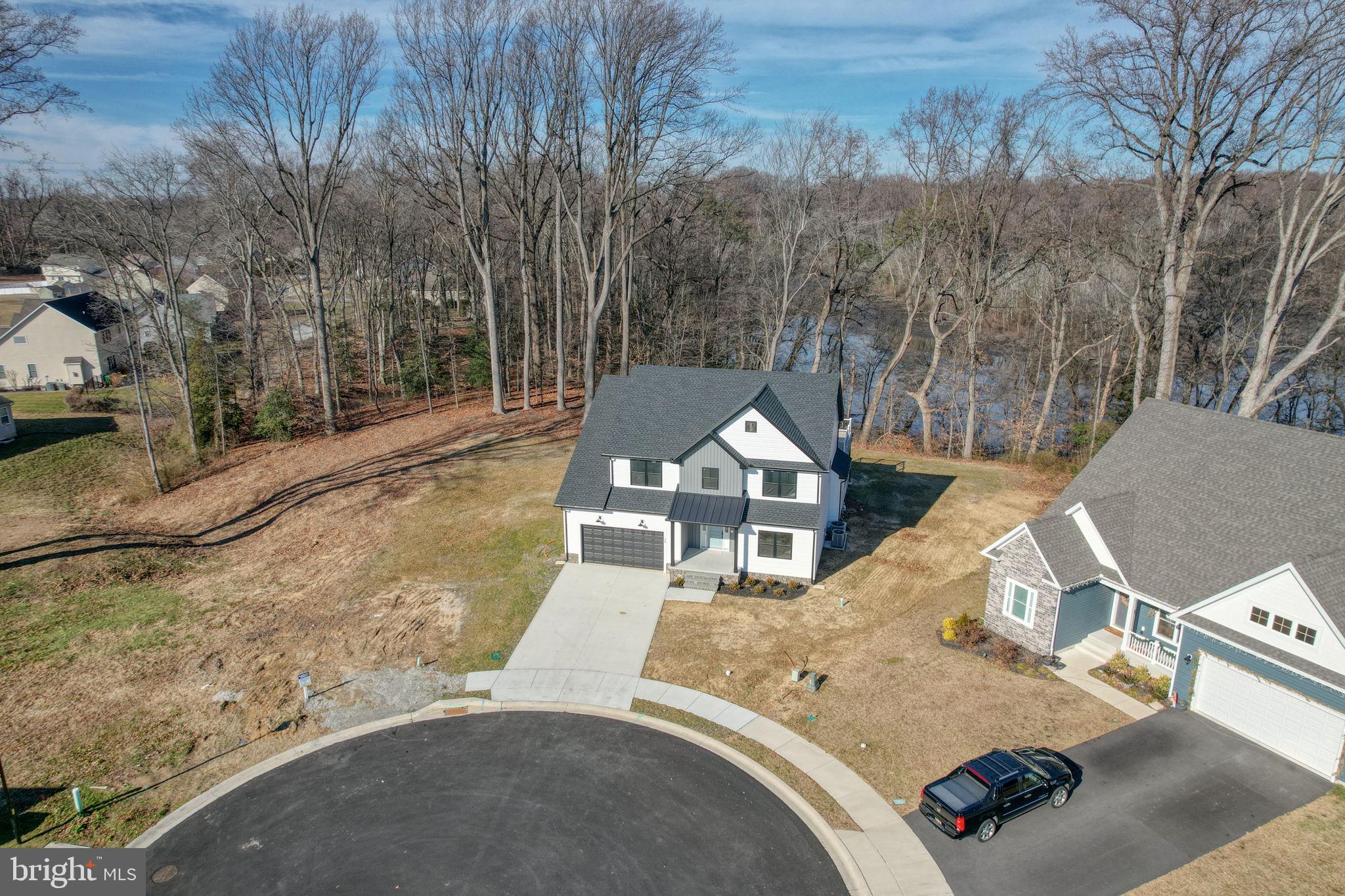 COURSEYS POINT - Residential