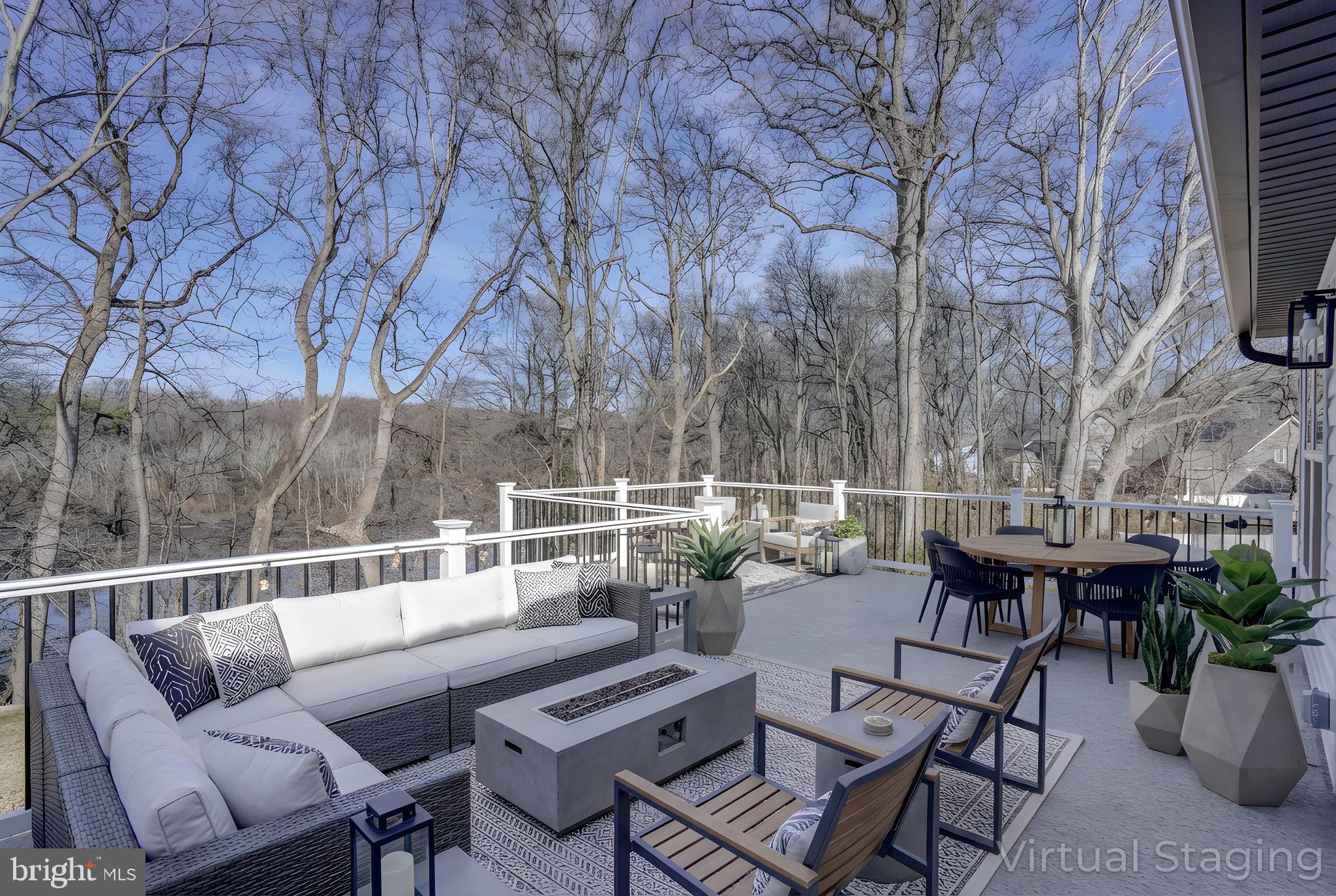 COURSEYS POINT - Residential