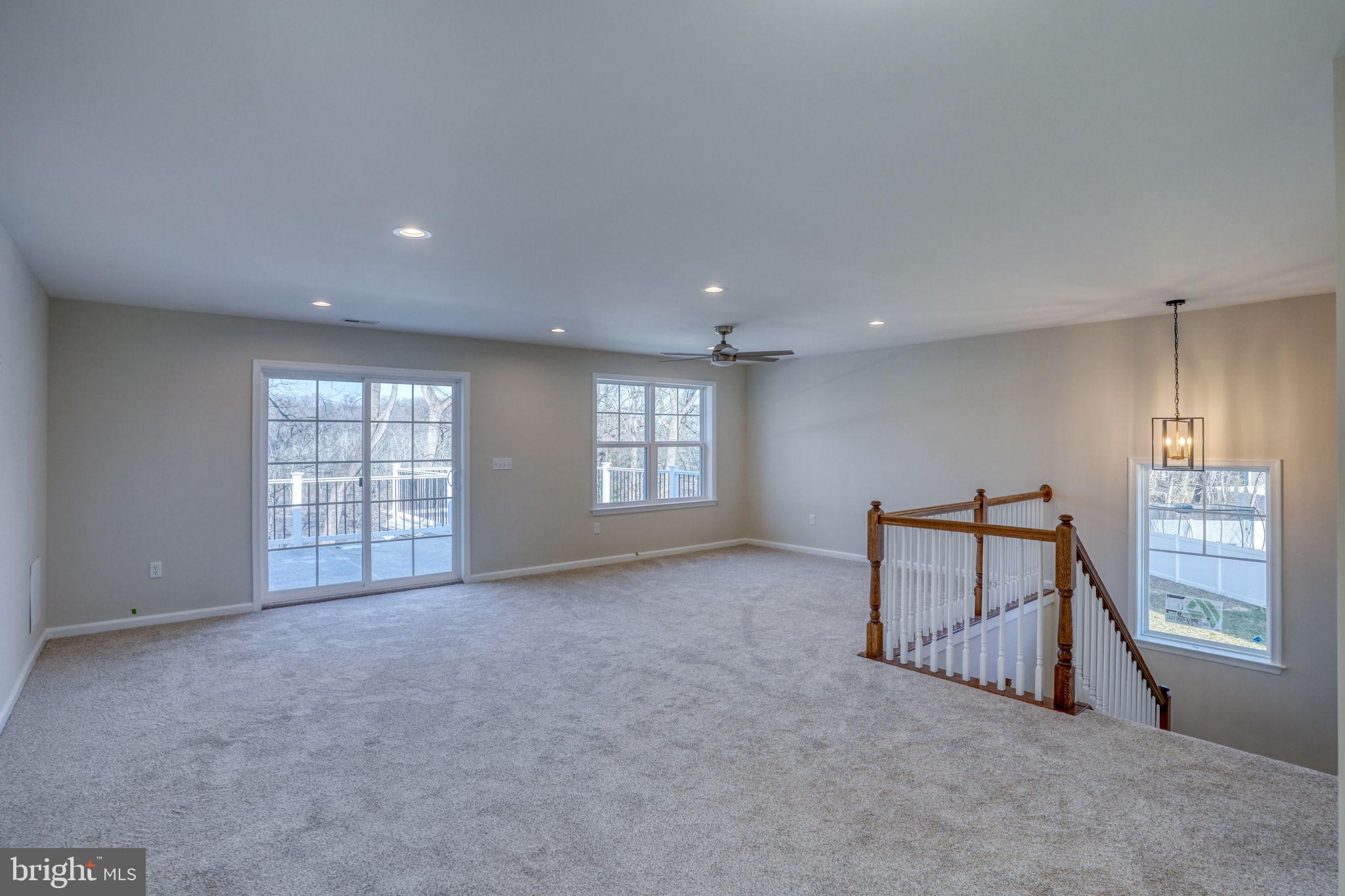 COURSEYS POINT - Residential