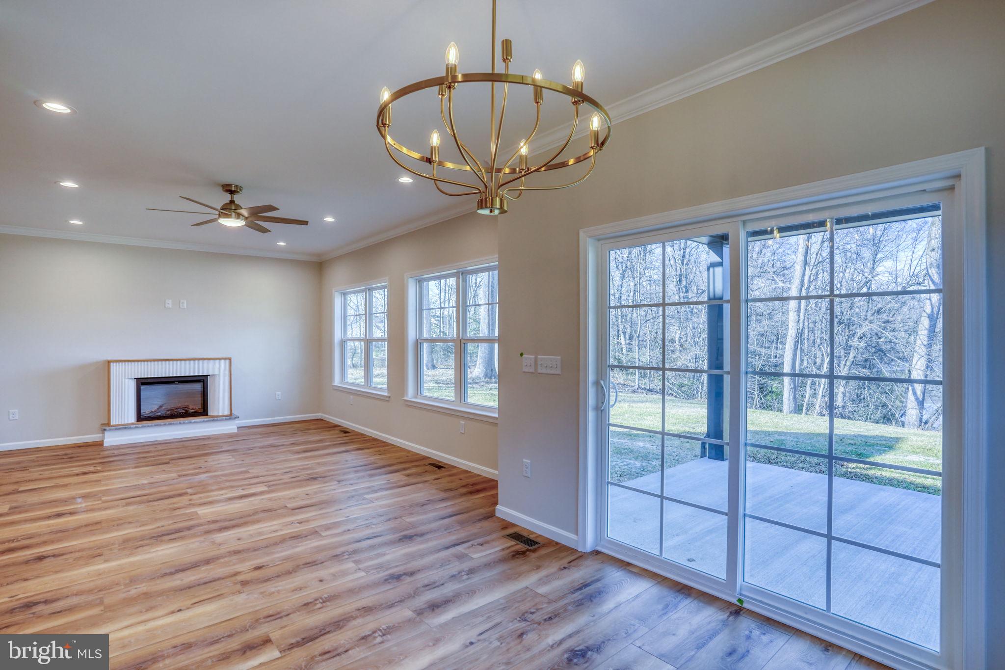 COURSEYS POINT - Residential