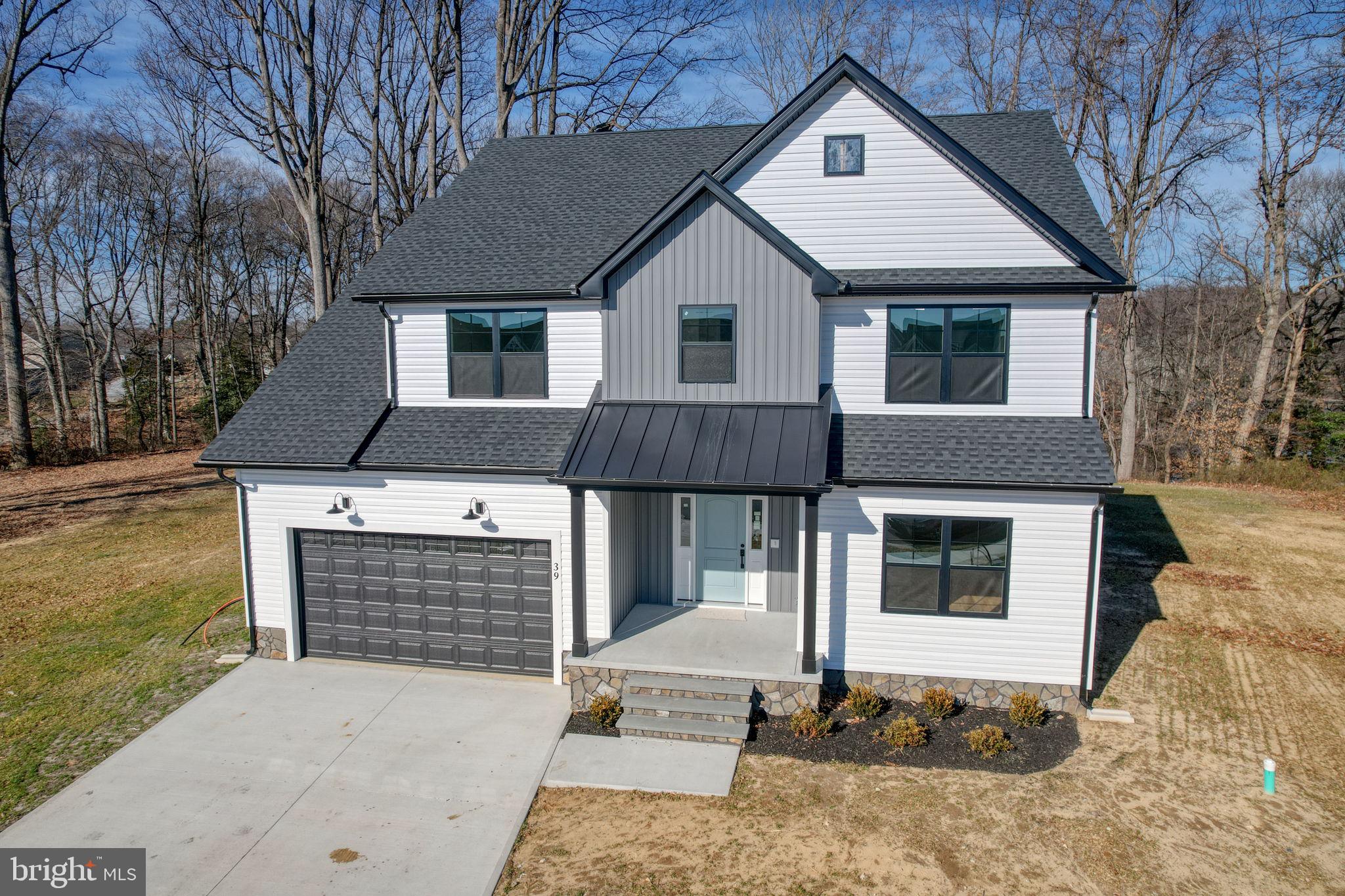 COURSEYS POINT - Residential