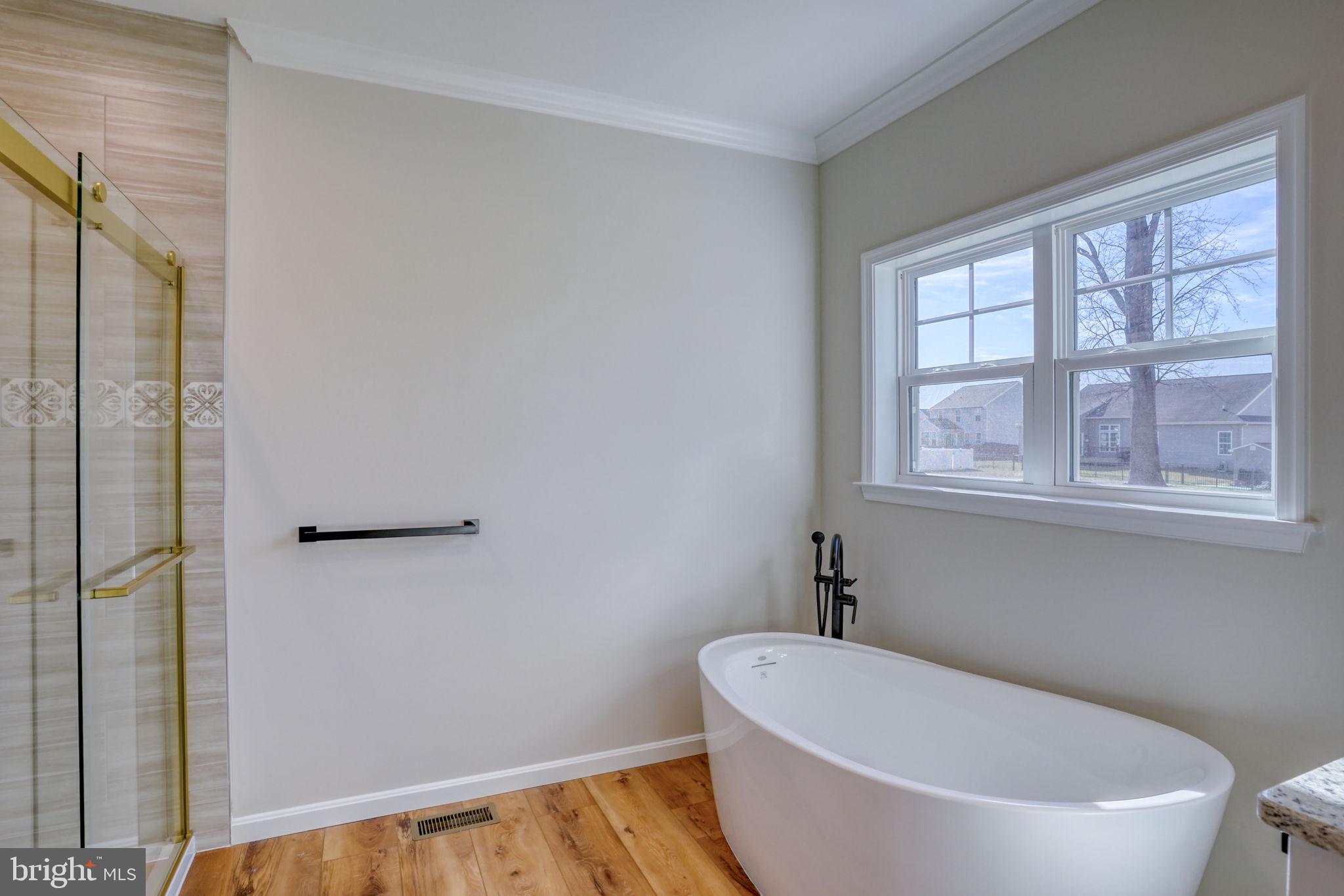 COURSEYS POINT - Residential