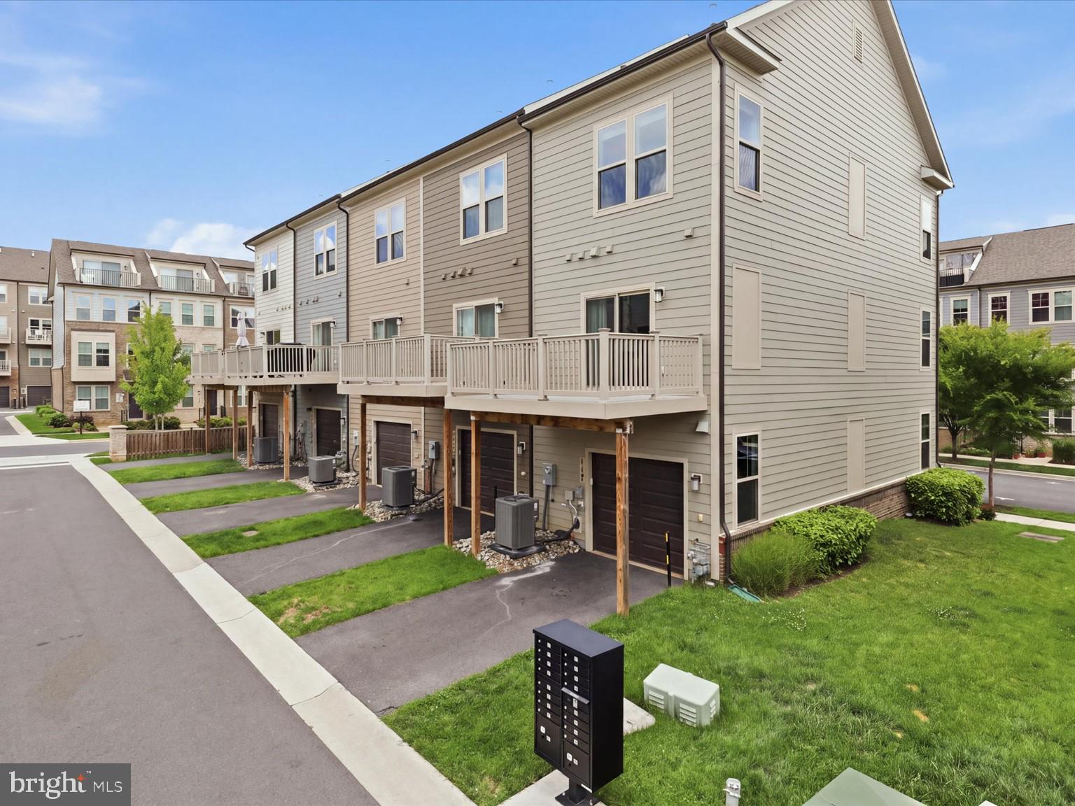 117 STOWE DRIVE