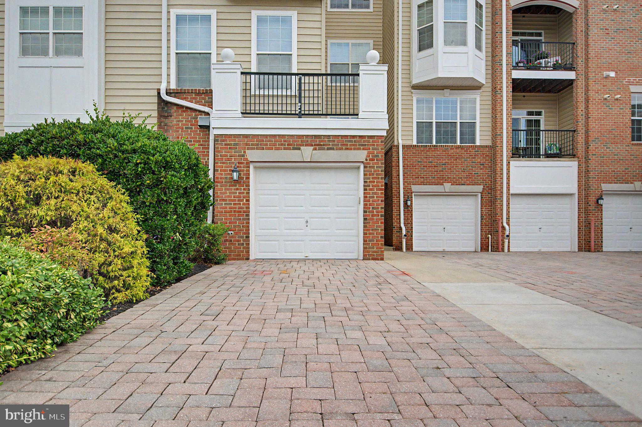 8612 FLUTTERING LEAF TRAIL 208