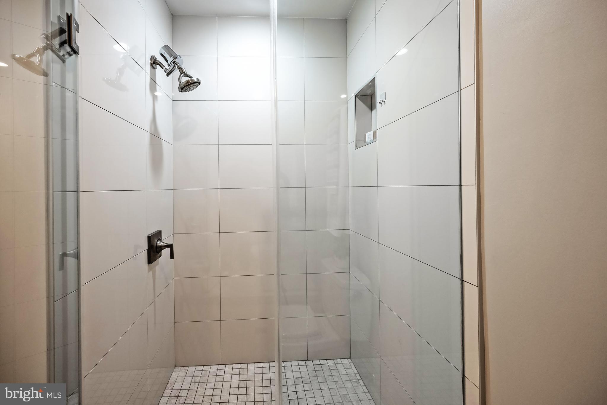 EVERMAY - Residential