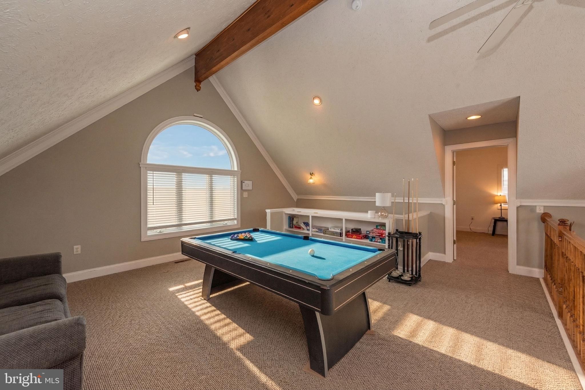 WATERFRONT GREENS - Residential