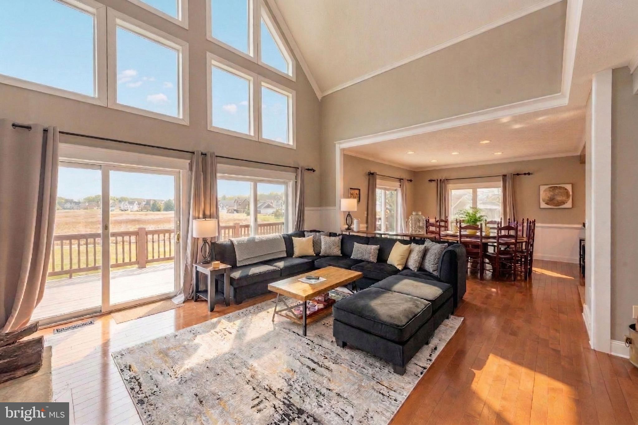 WATERFRONT GREENS - Residential