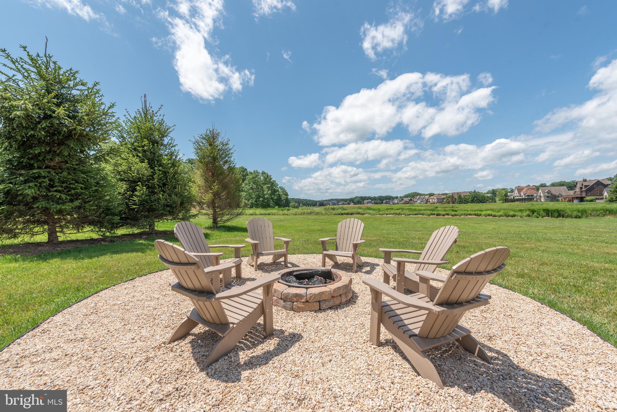 WATERFRONT GREENS - Residential