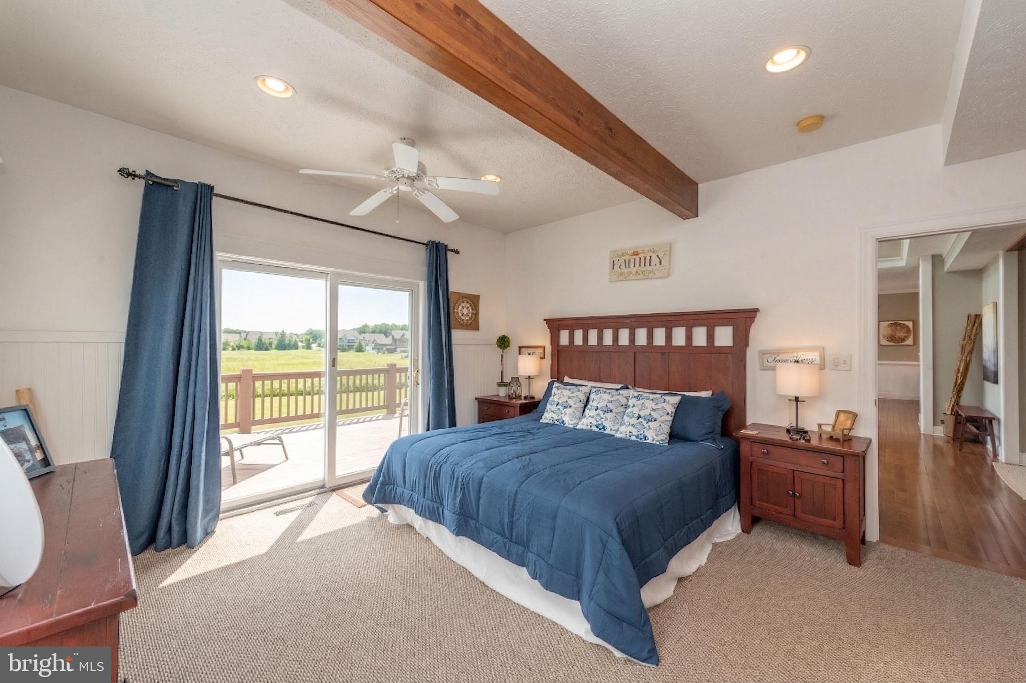 WATERFRONT GREENS - Residential