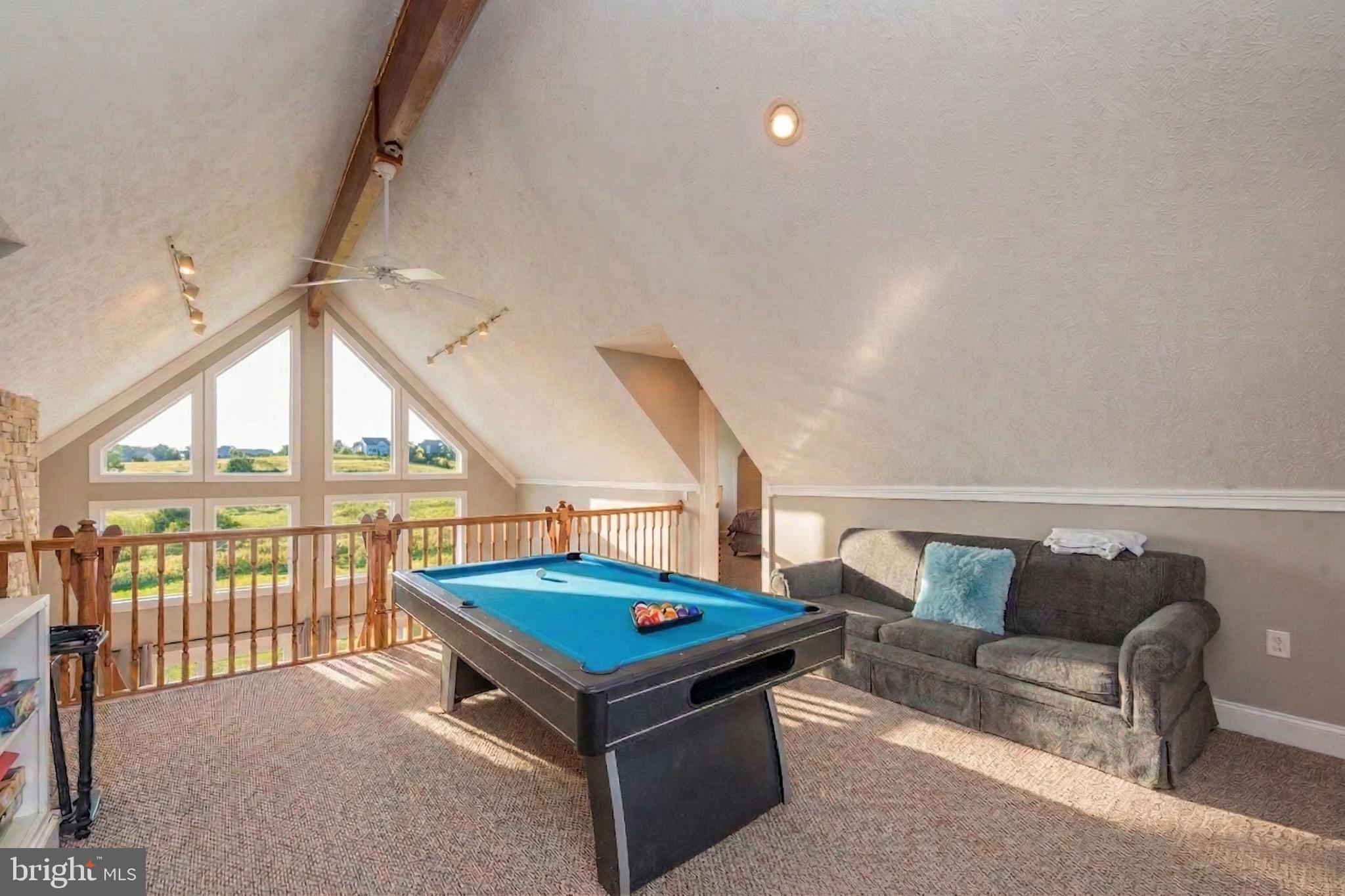 WATERFRONT GREENS - Residential