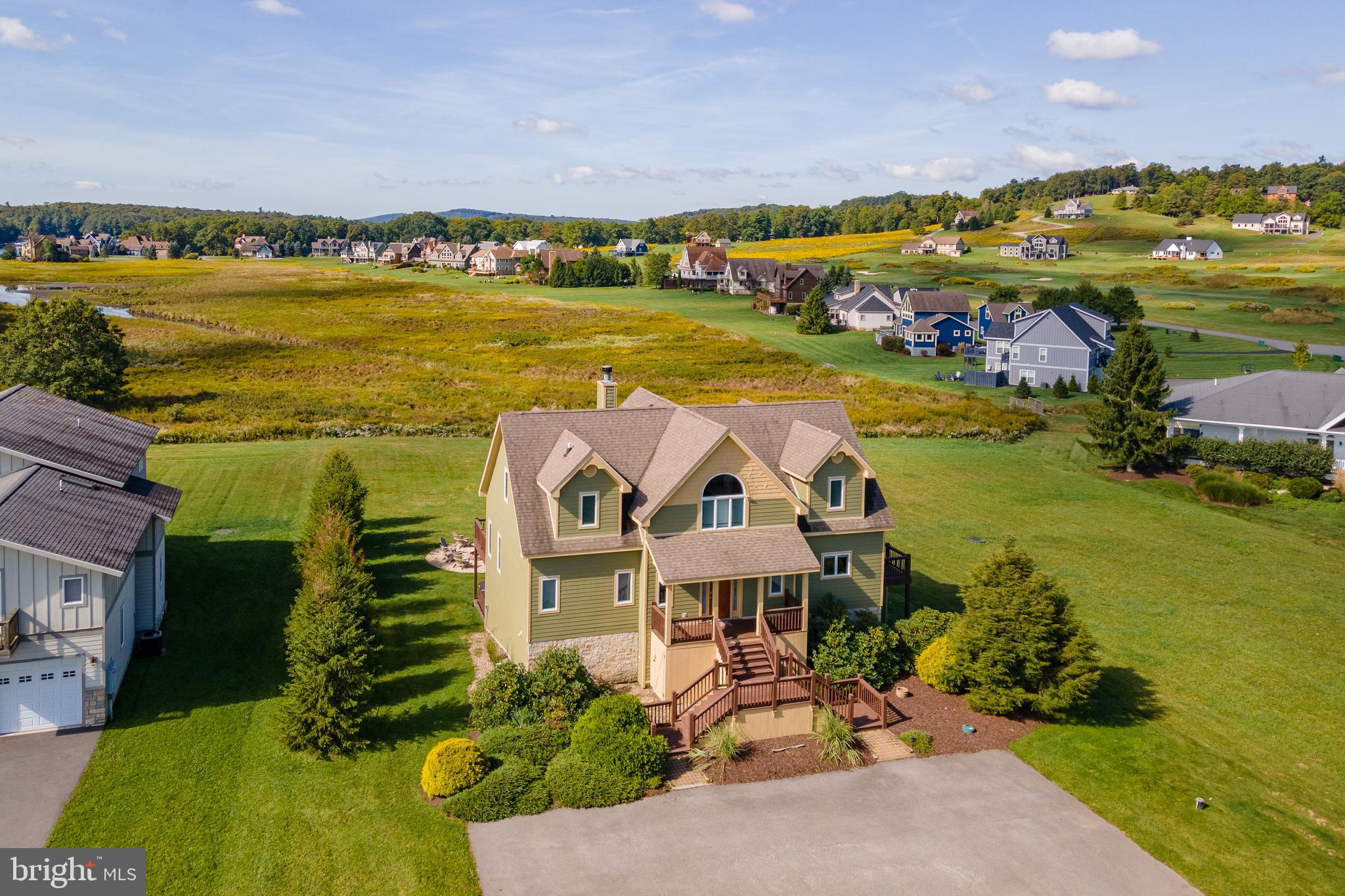 WATERFRONT GREENS - Residential