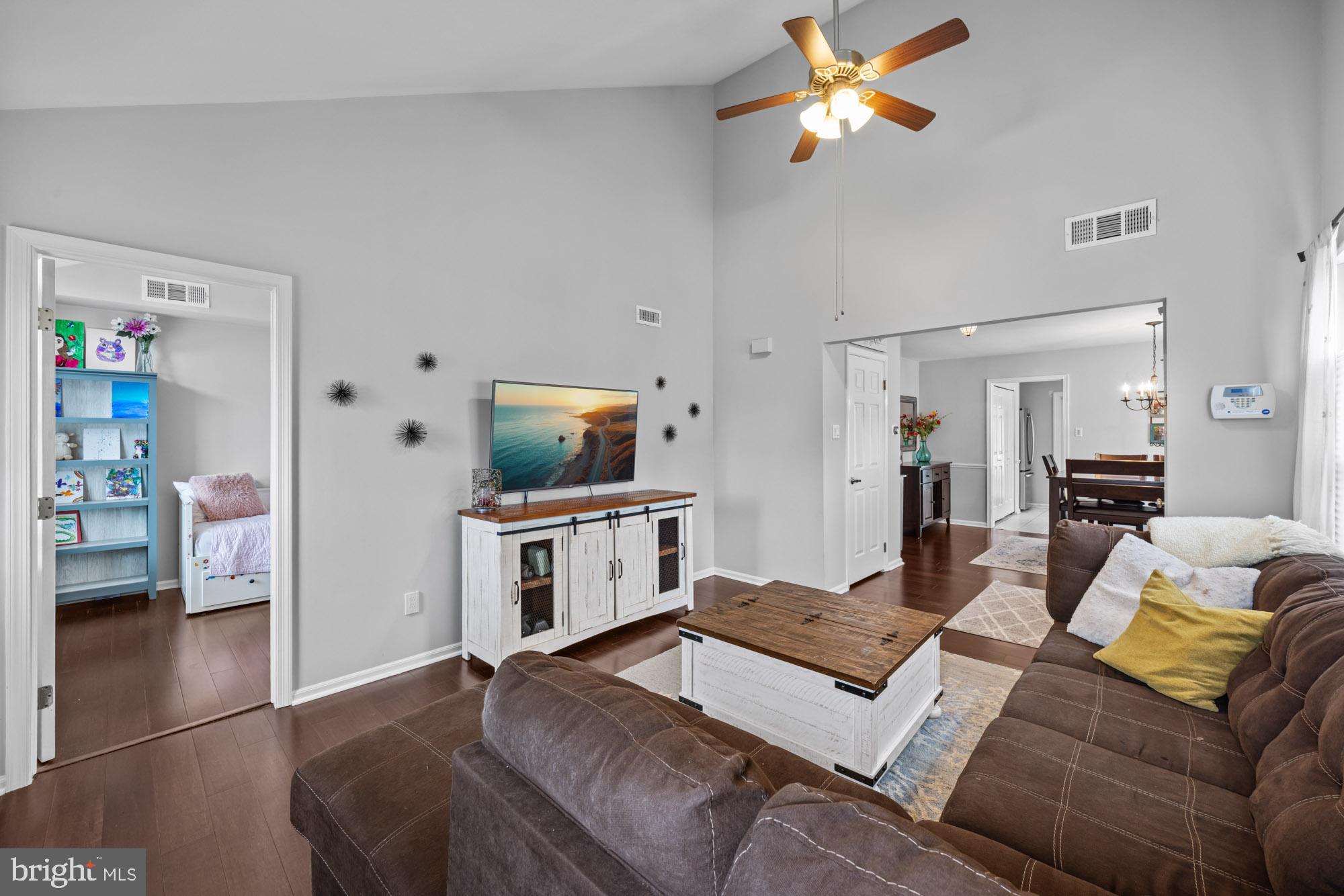 226 OAKRIDGE DRIVE
