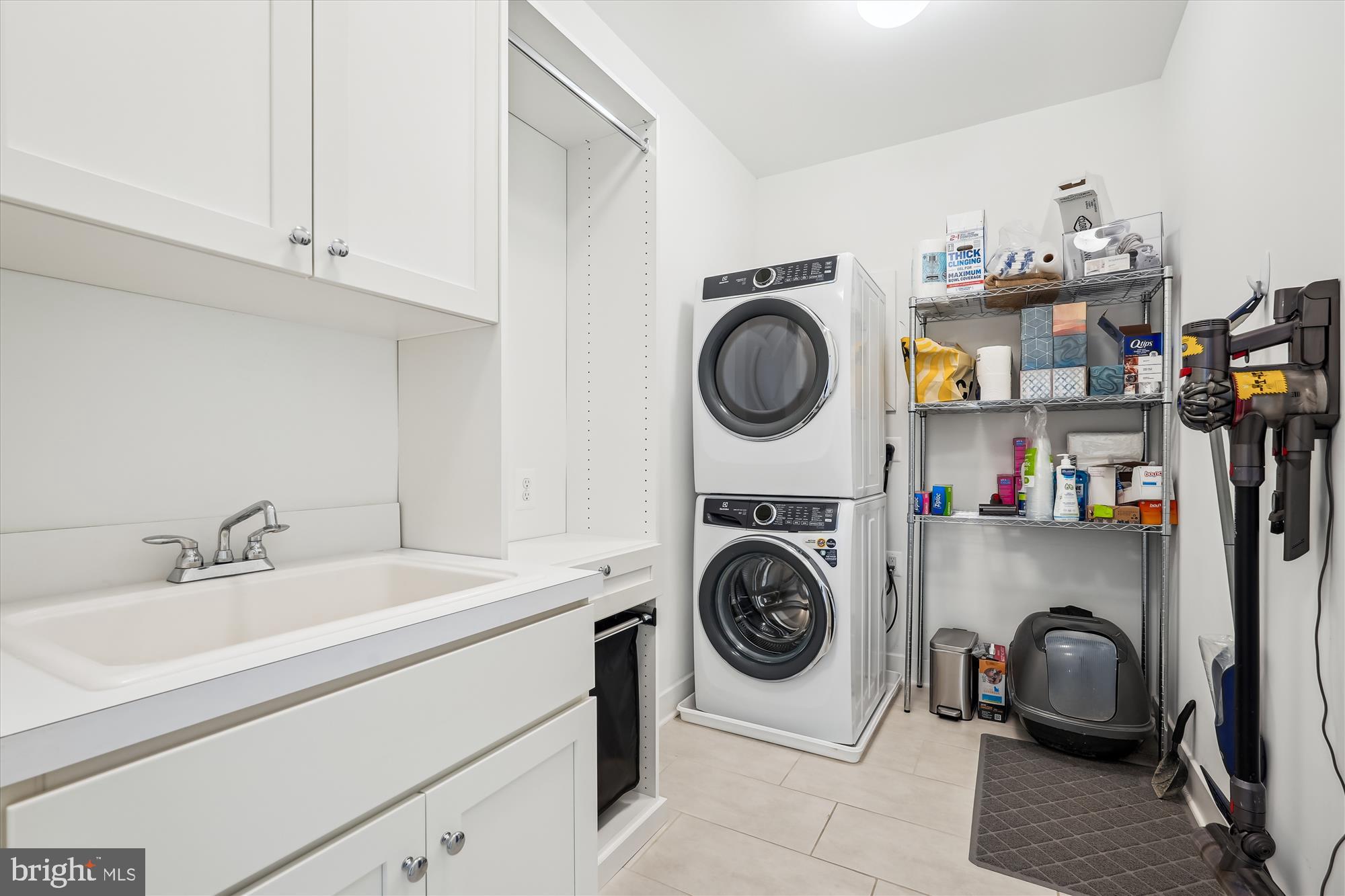 TOWER OAKS - Residential