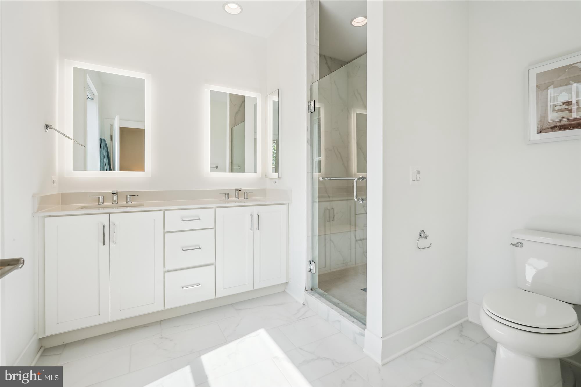 TOWER OAKS - Residential