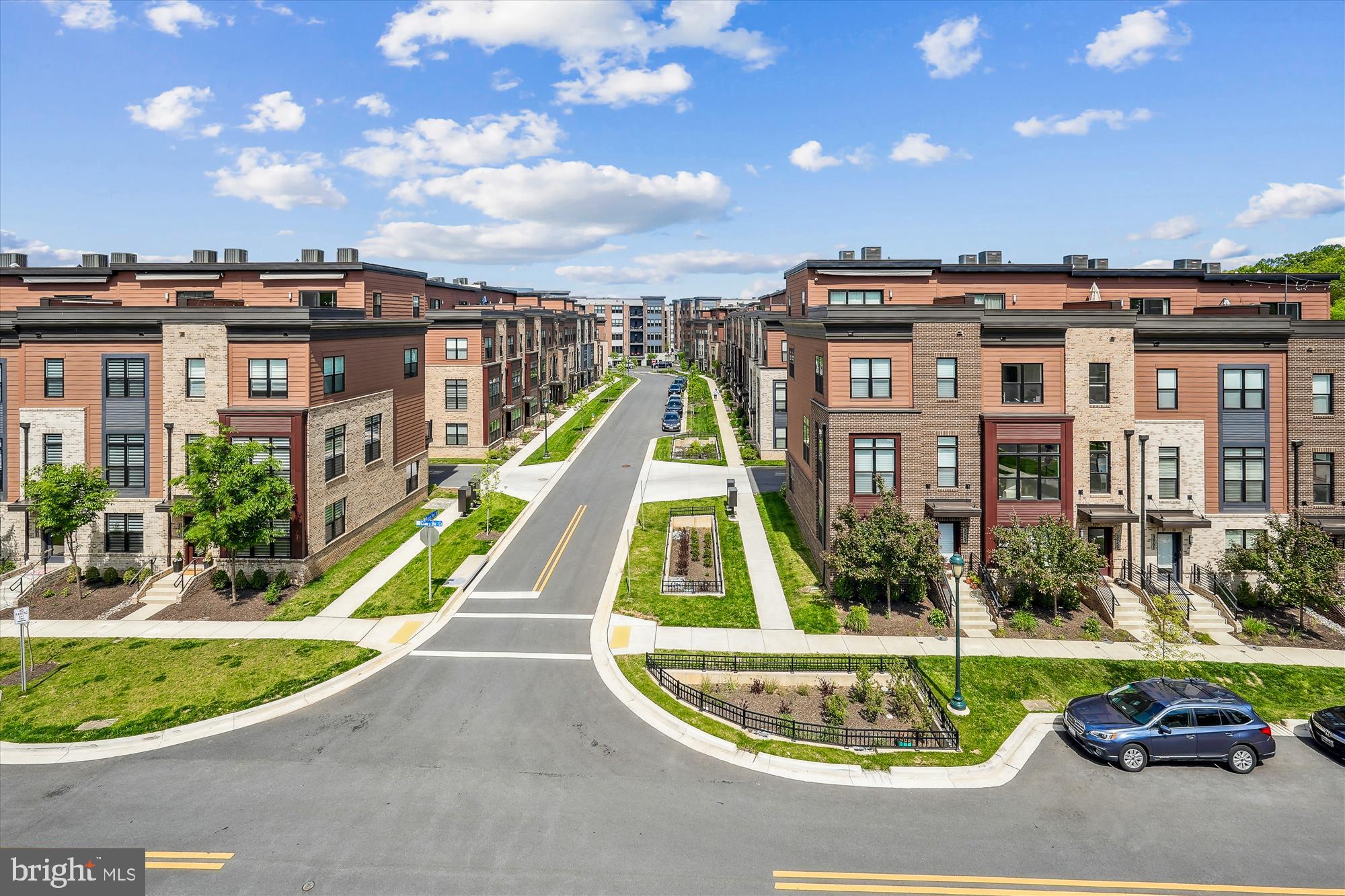 TOWER OAKS - Residential