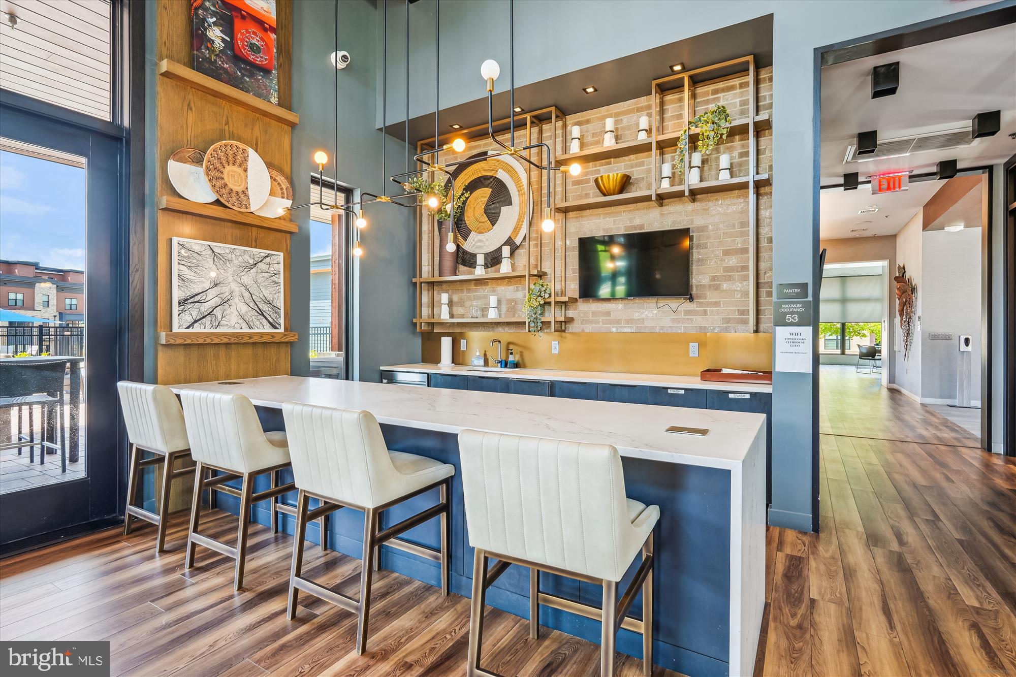 TOWER OAKS - Residential