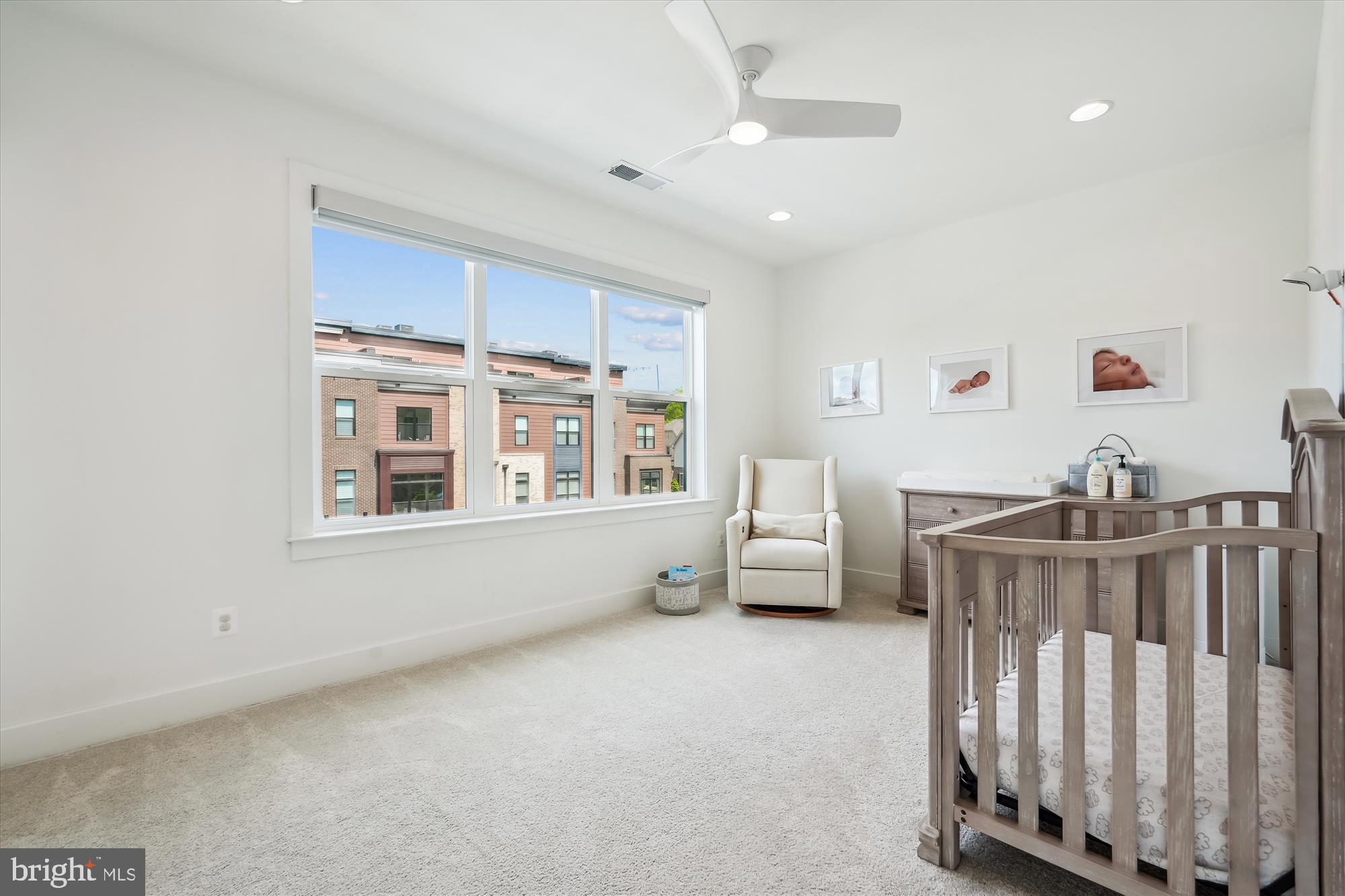 TOWER OAKS - Residential