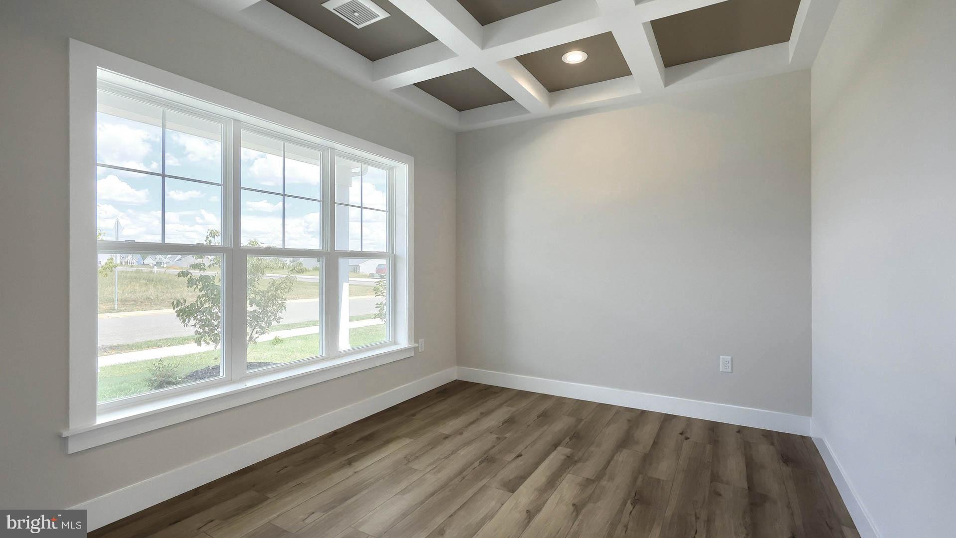 WINDING CREEK - Residential