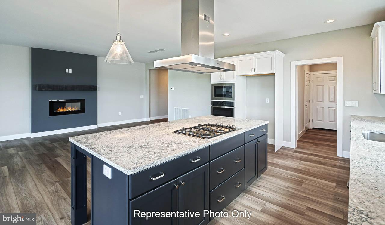 416 PINNACLE RIDGE DRIVE