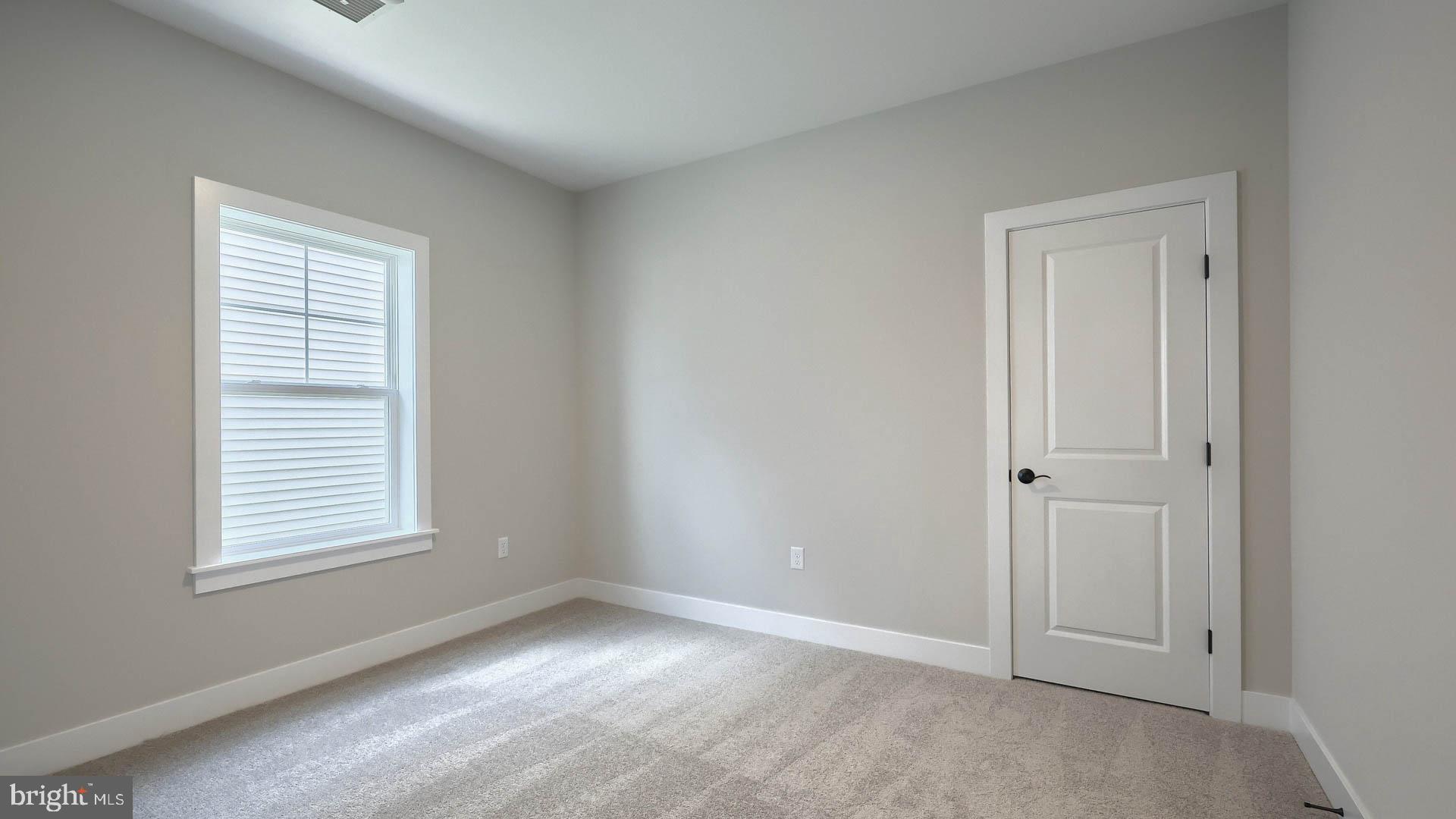 WINDING CREEK - Residential