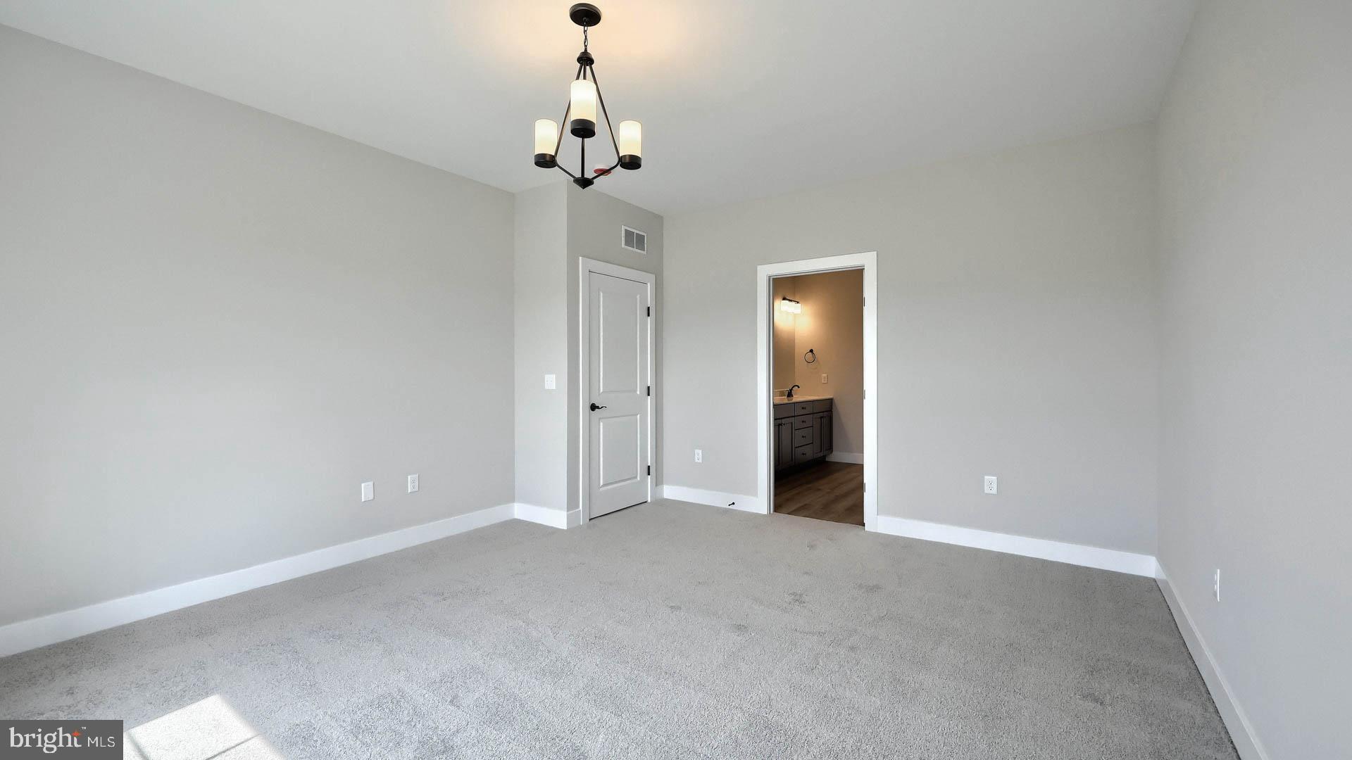 WINDING CREEK - Residential