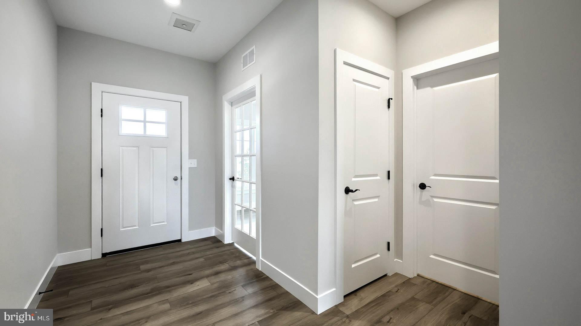 WINDING CREEK - Residential