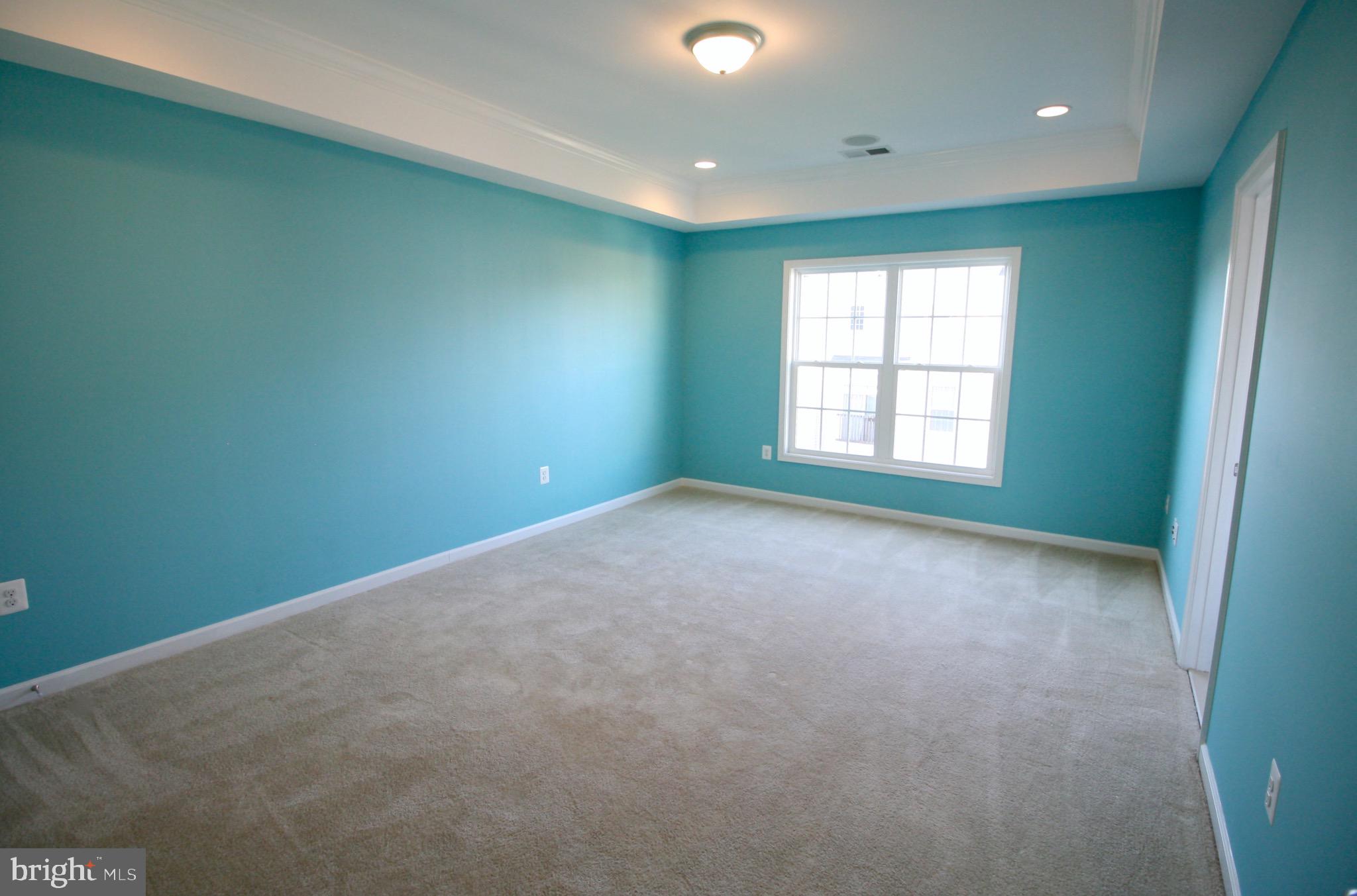 STRATSHIRE CROSSING - Residential Lease