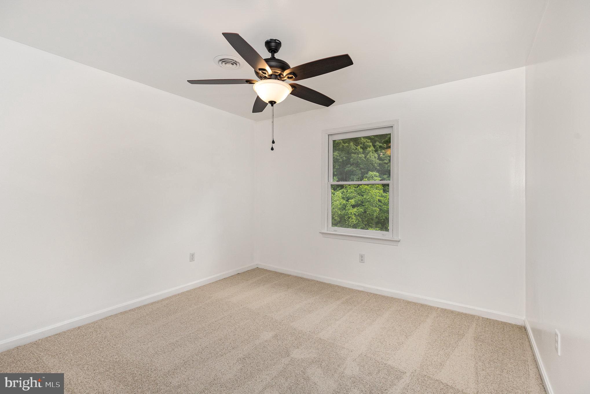 SPRING VALLEY - Residential