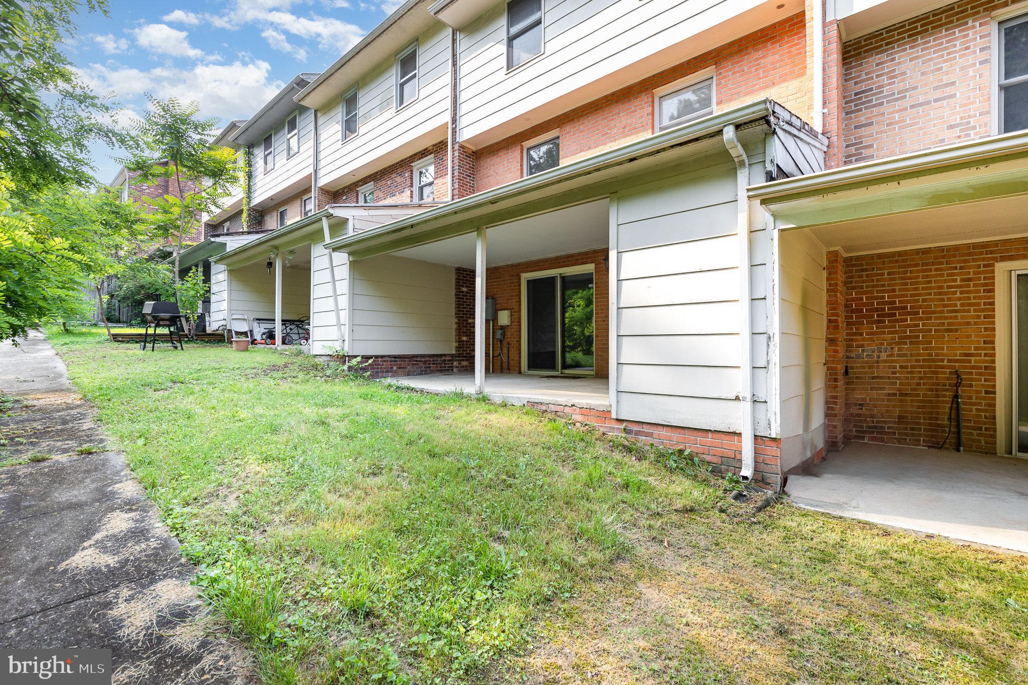 SPRING VALLEY - Residential