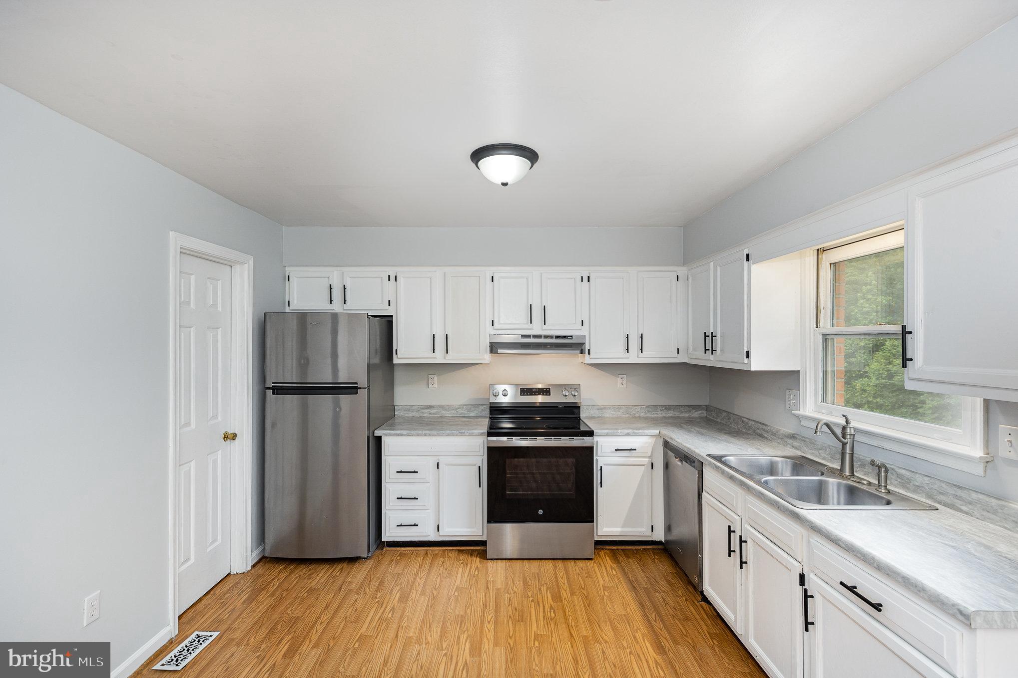 SPRING VALLEY - Residential