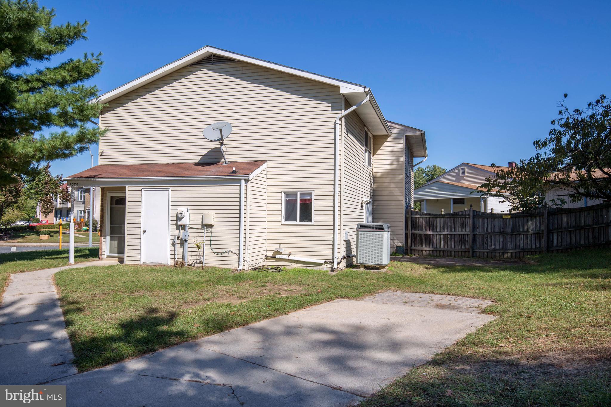 THE HIGHLANDS - Residential