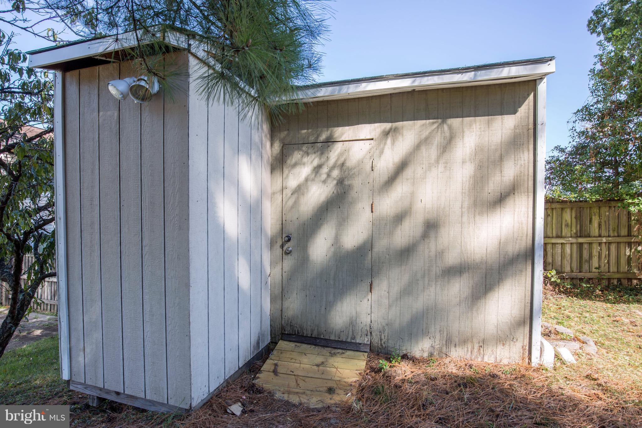 THE HIGHLANDS - Residential