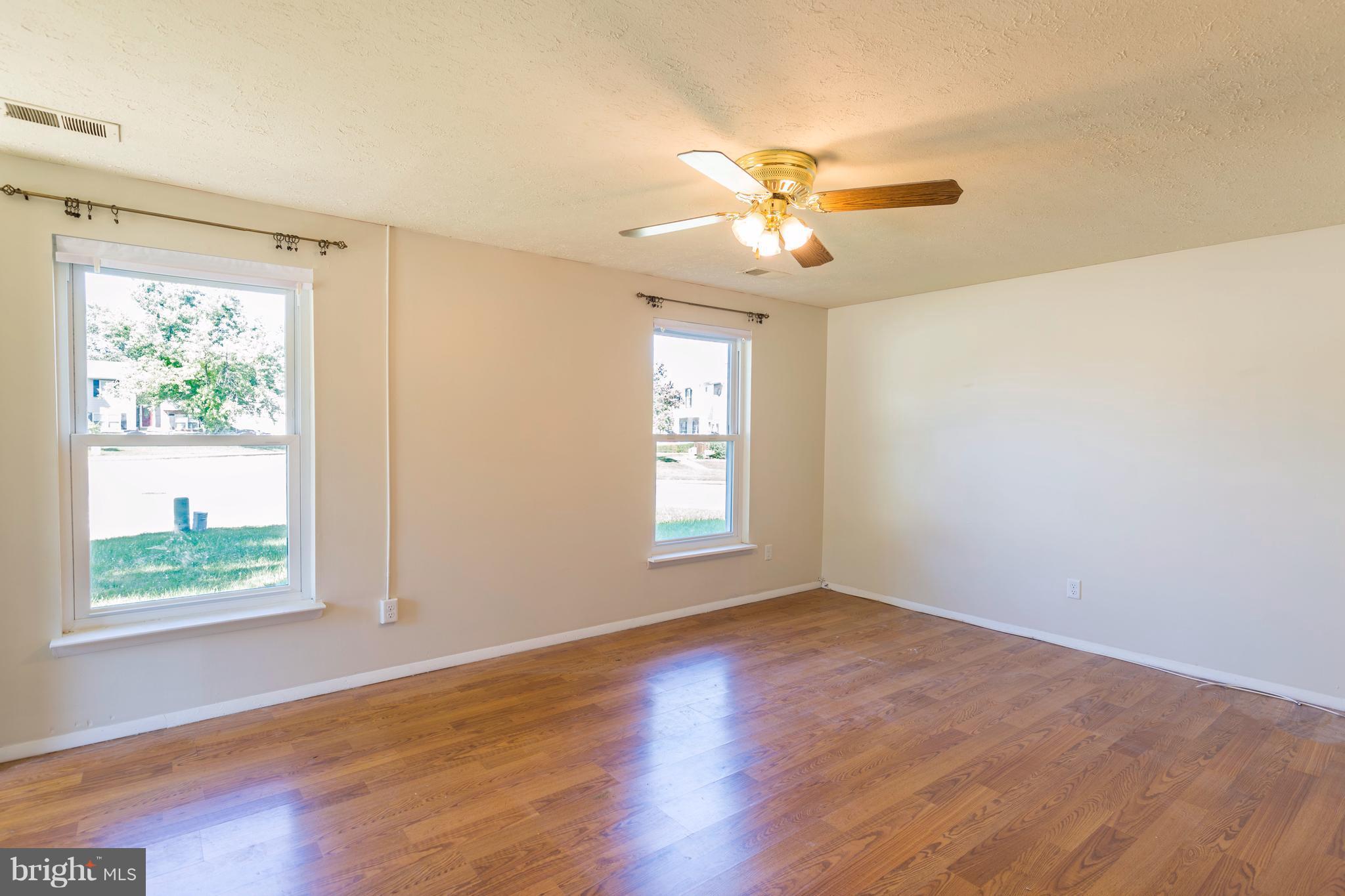 THE HIGHLANDS - Residential