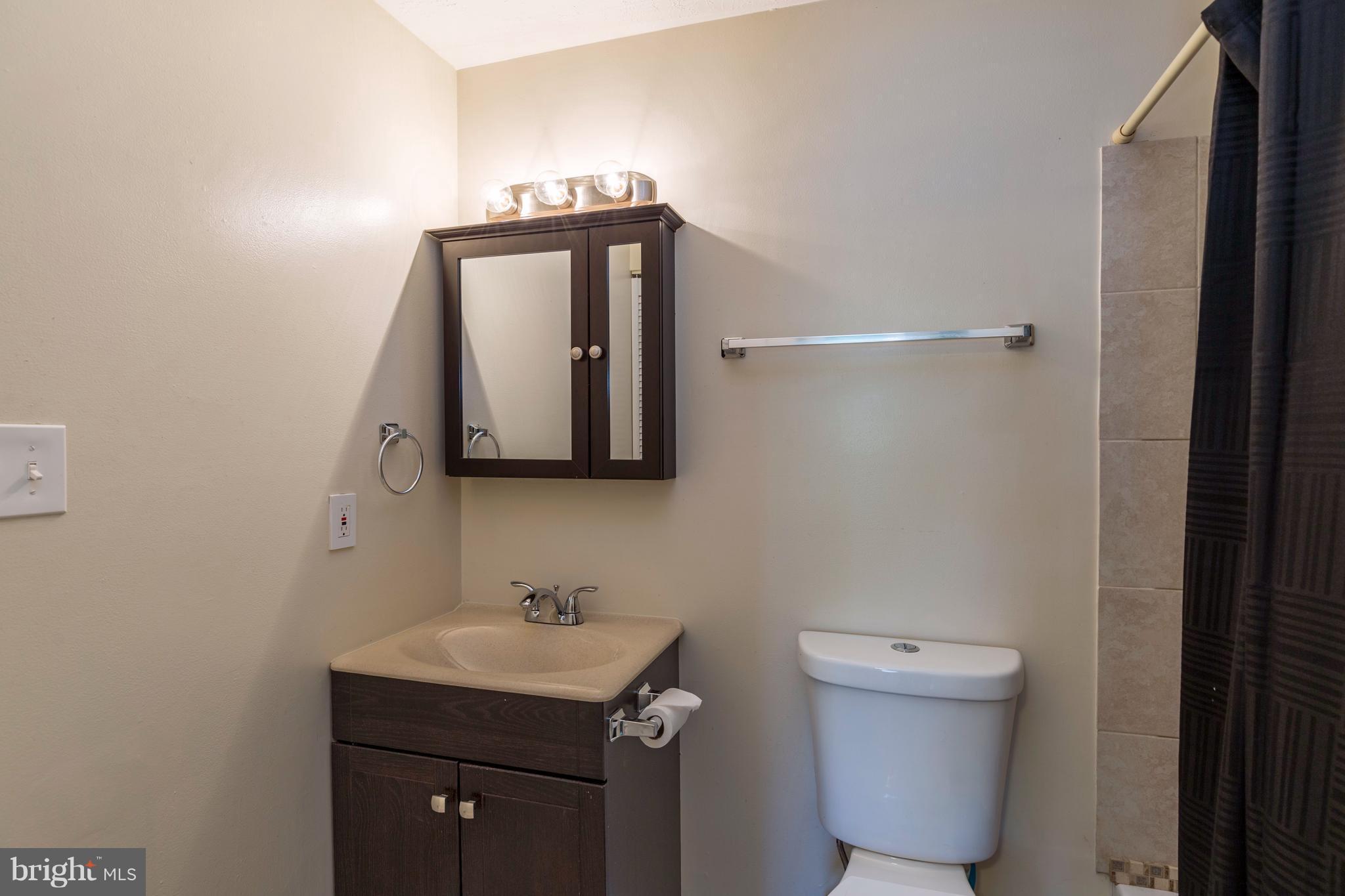 THE HIGHLANDS - Residential