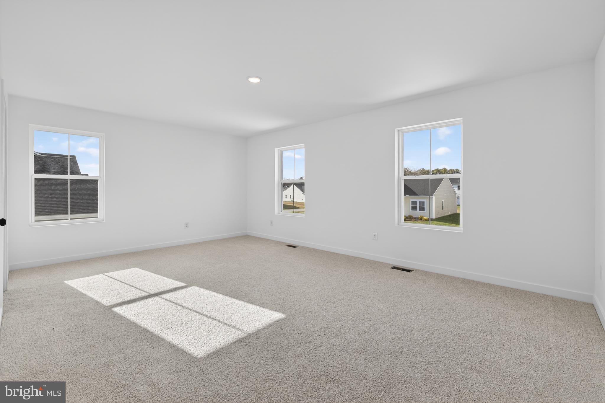 CAPTAINS WAY - Residential