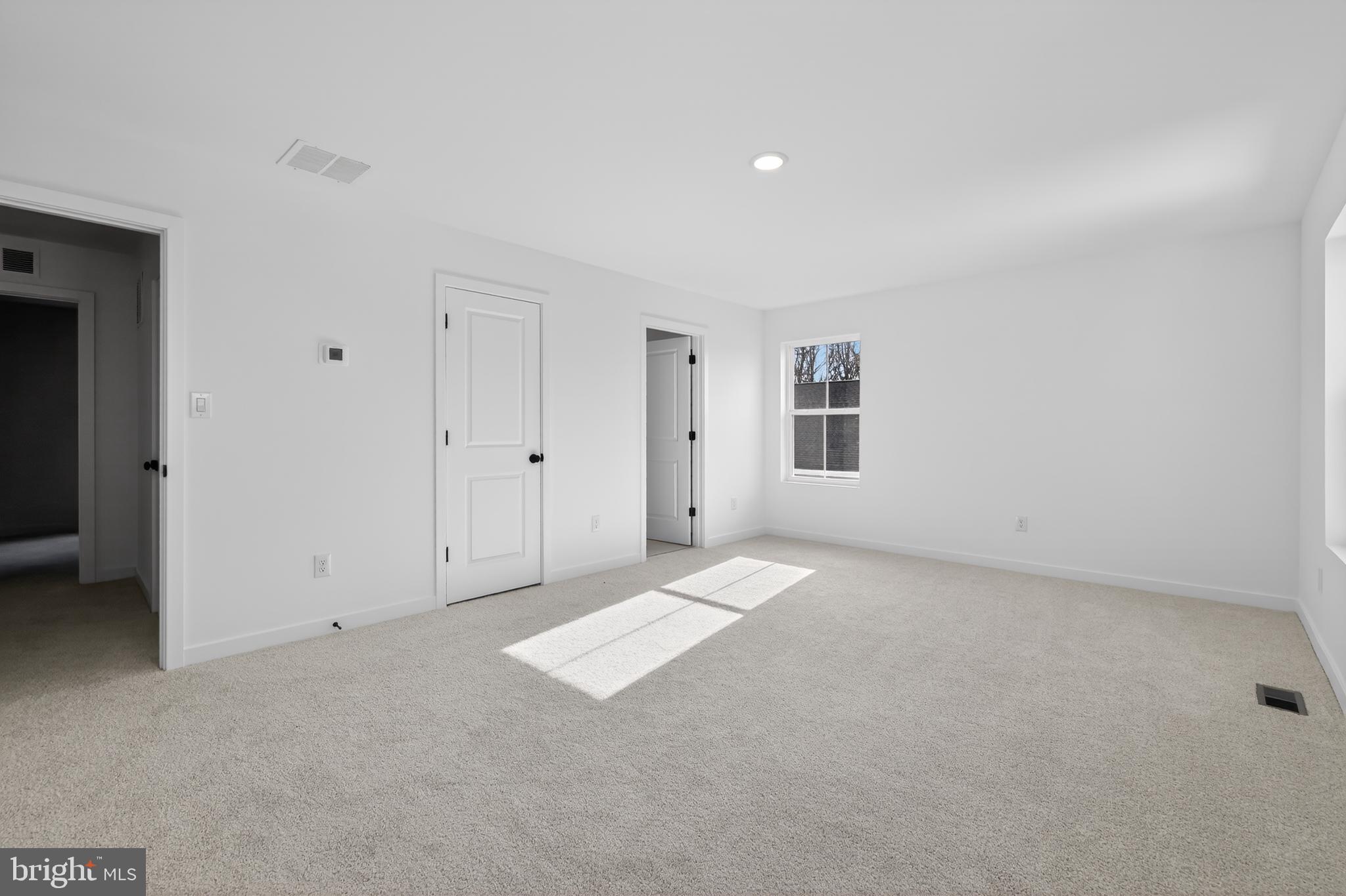 CAPTAINS WAY - Residential