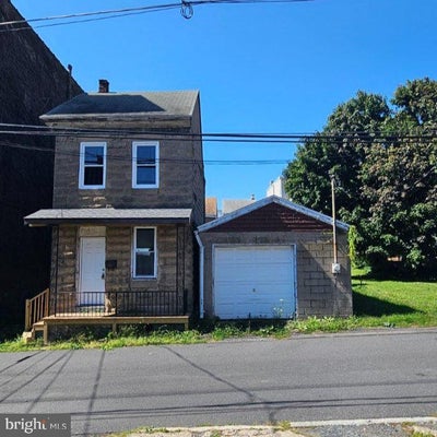 42 S PEAR ST, MOUNT CARMEL, PA 17851 - Image b5a3411cfb6f0cc01f6ebd124d95aede/953009431