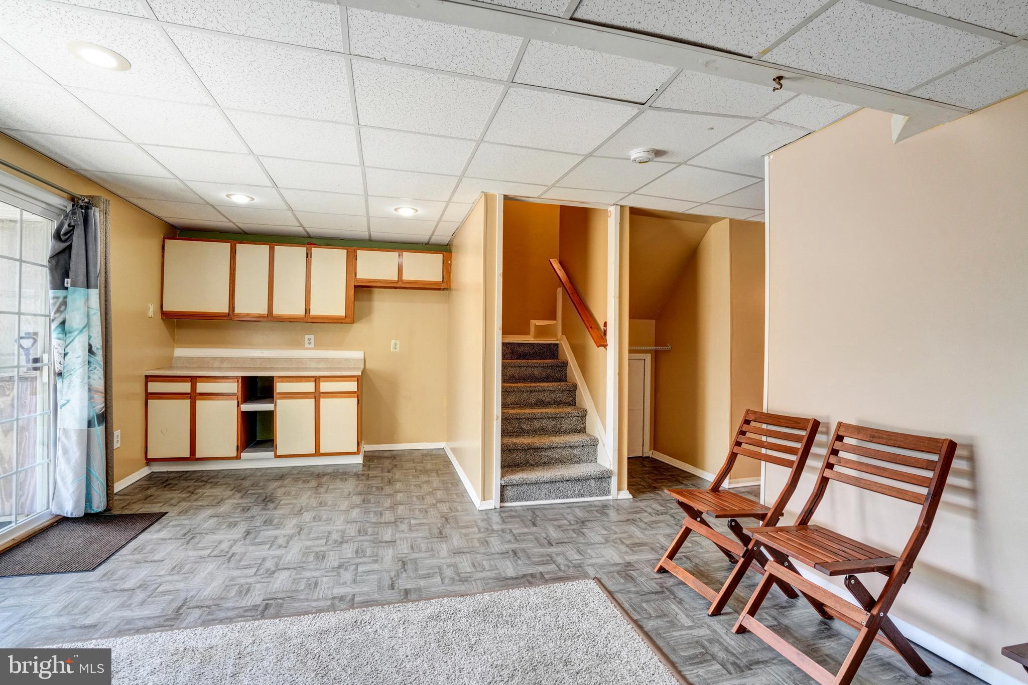 BEAVER RUN KNOLL - Residential