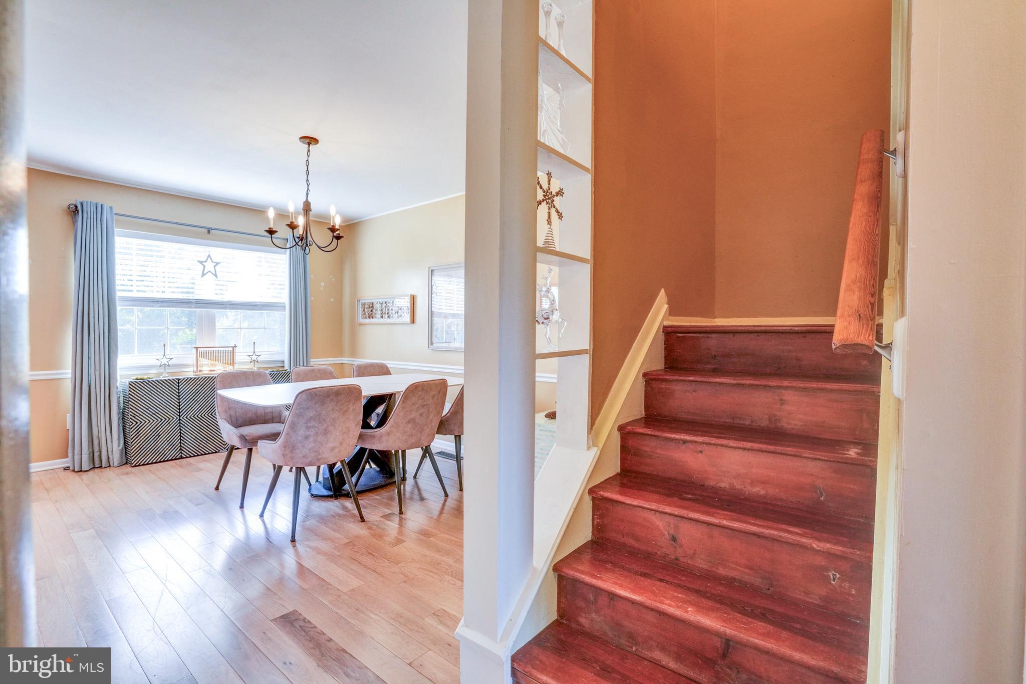 BEAVER RUN KNOLL - Residential